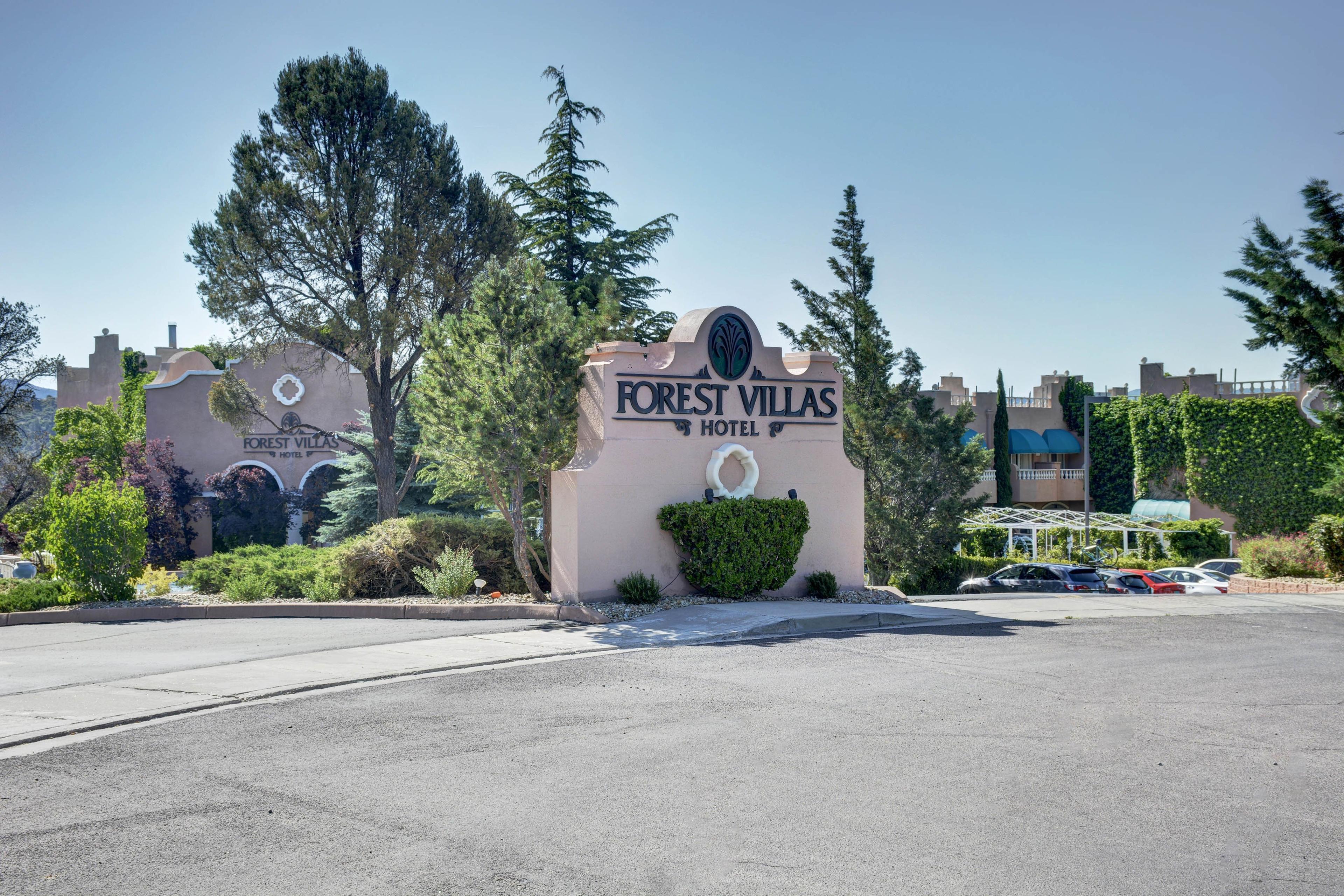 FOREST VILLAS HOTEL