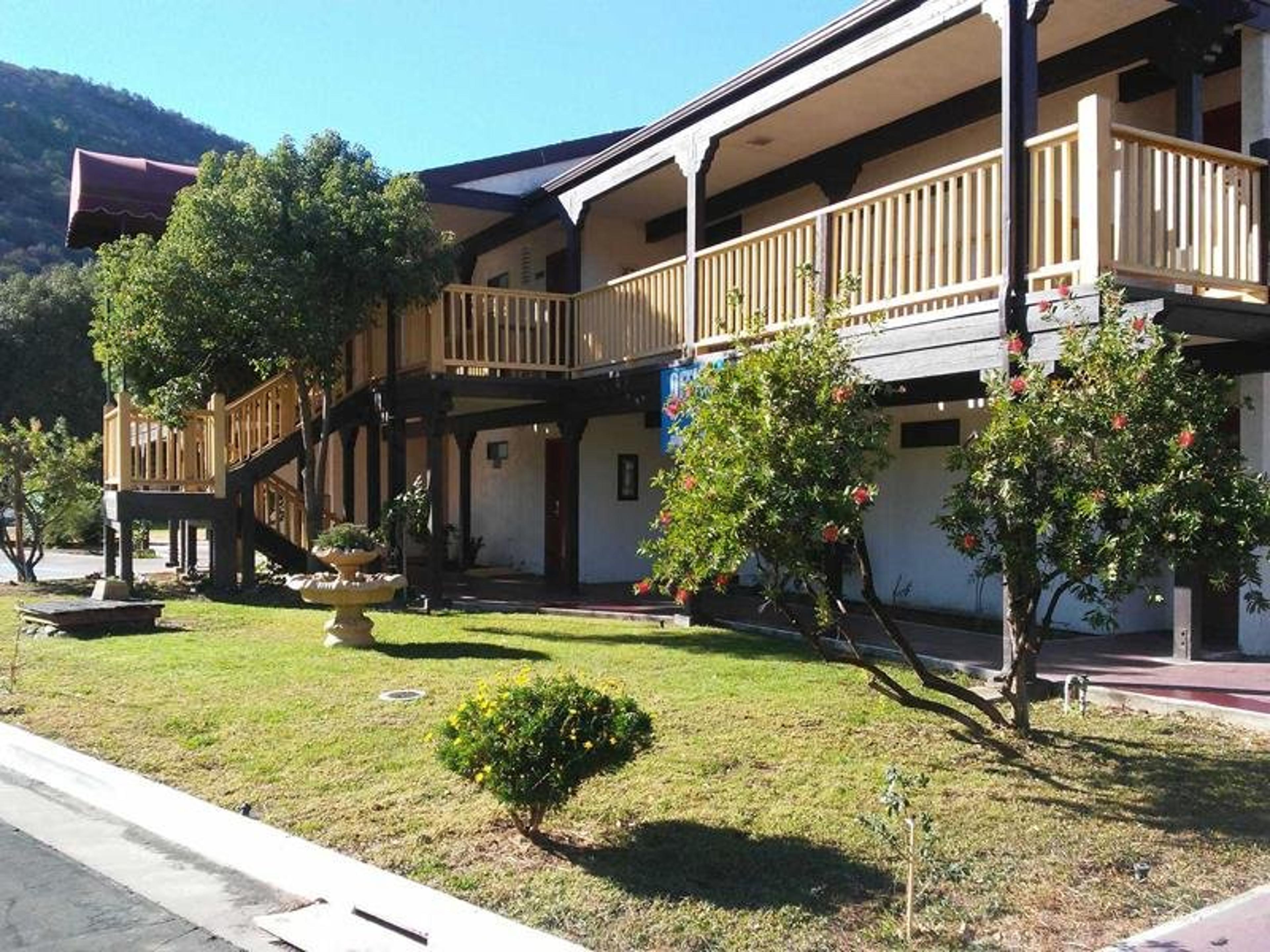 Hotel Photo 1