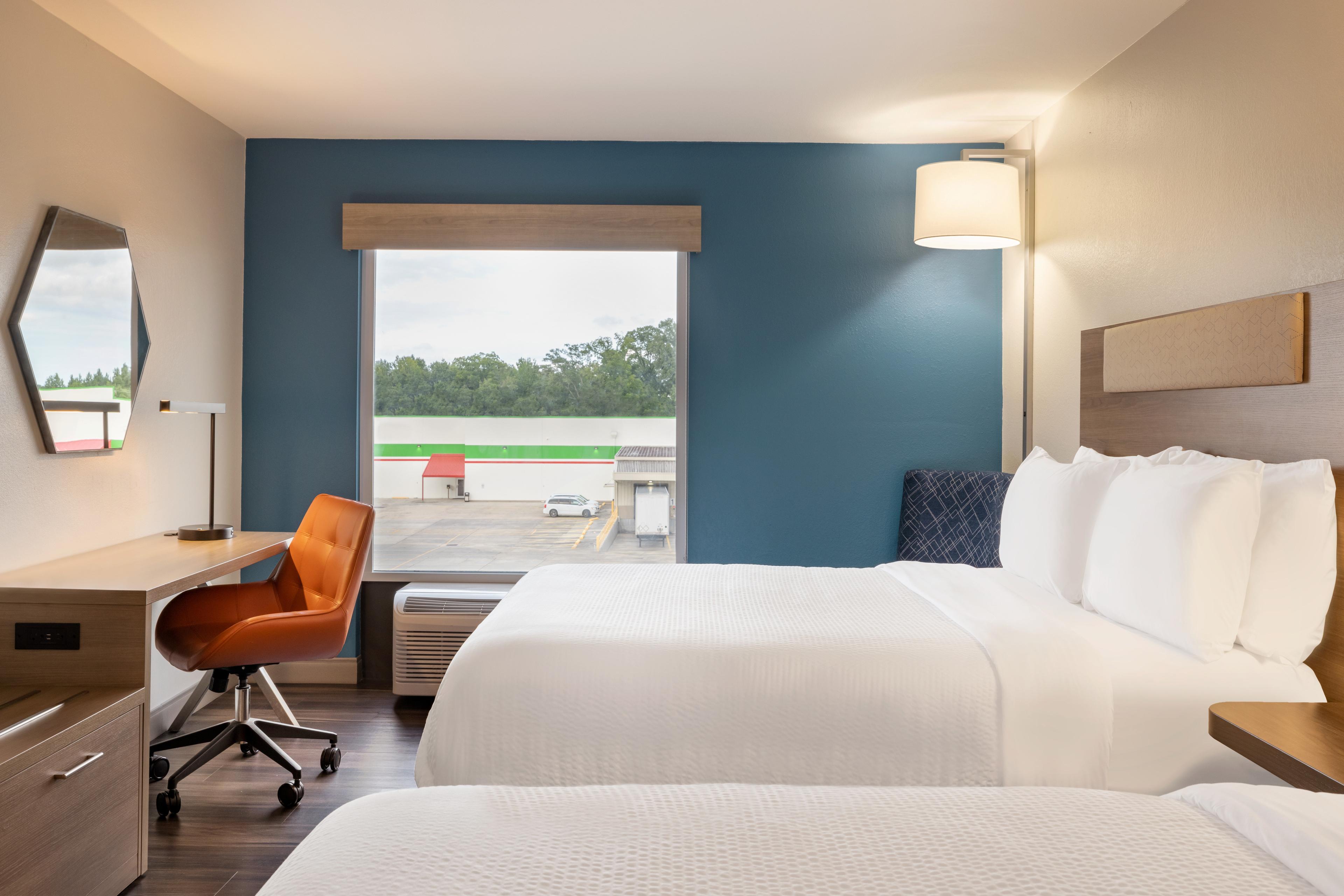 HOLIDAY INN EXP STES OPELOUSAS BY I