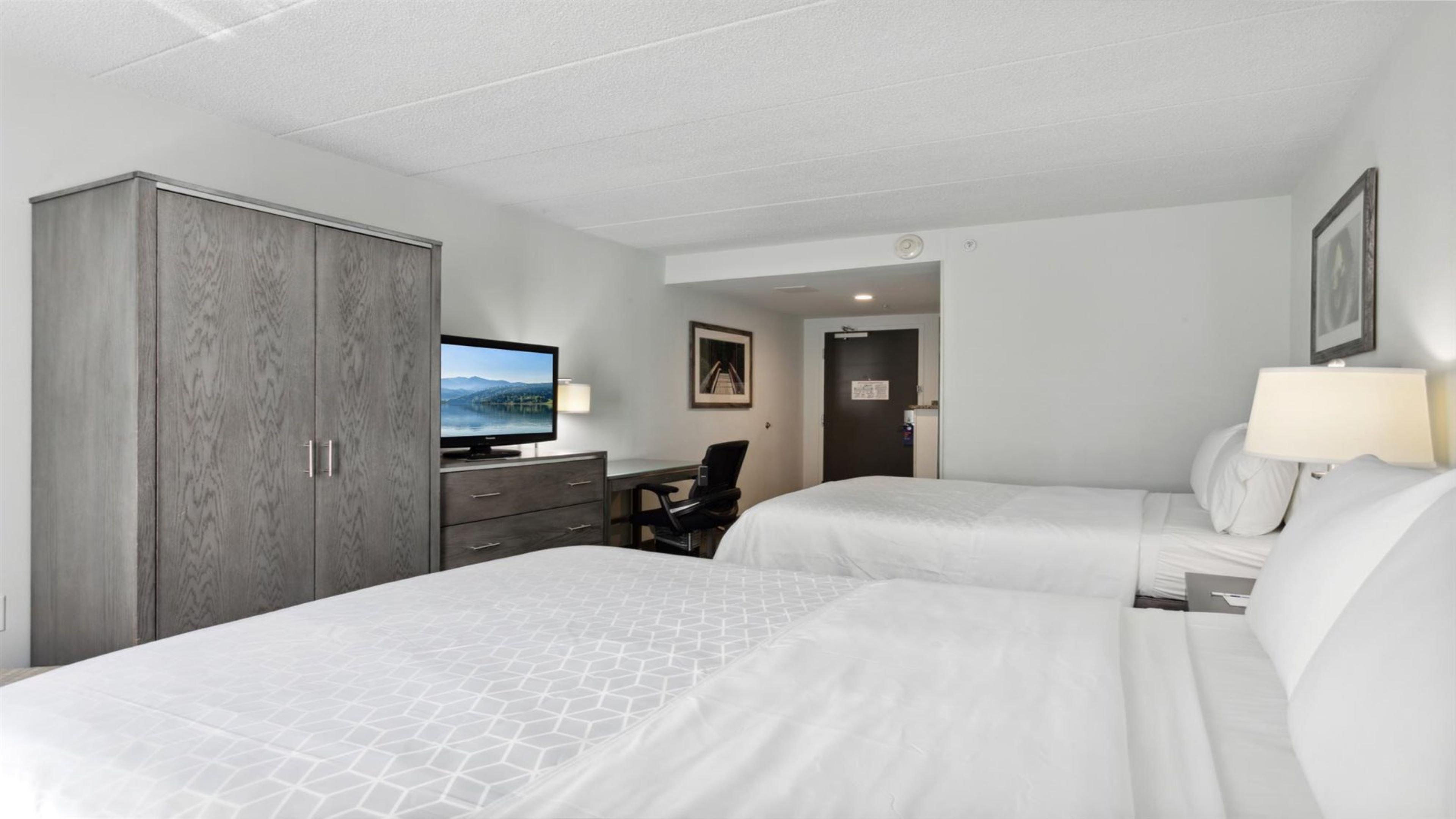 HOLIDAY INN EXP WILLIAMSBURG N BY I