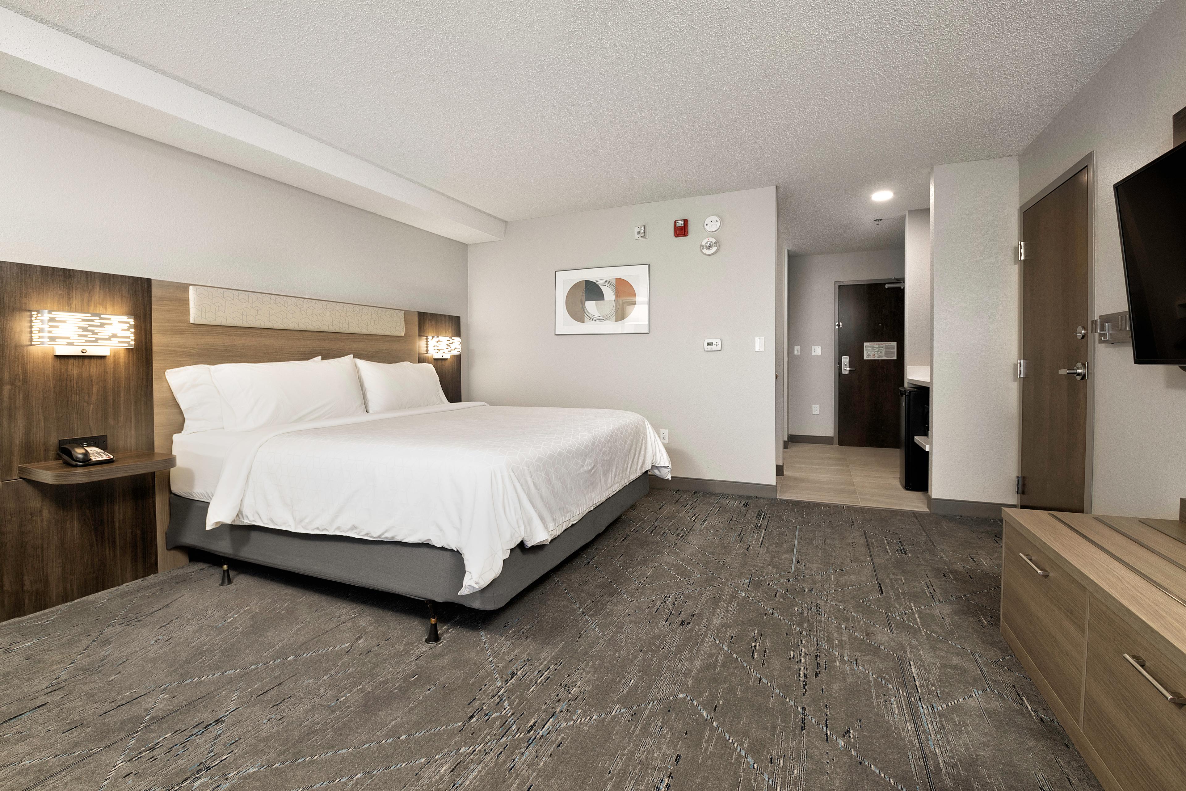 HOLIDAY INN EXP STES FESTUS S BY IH