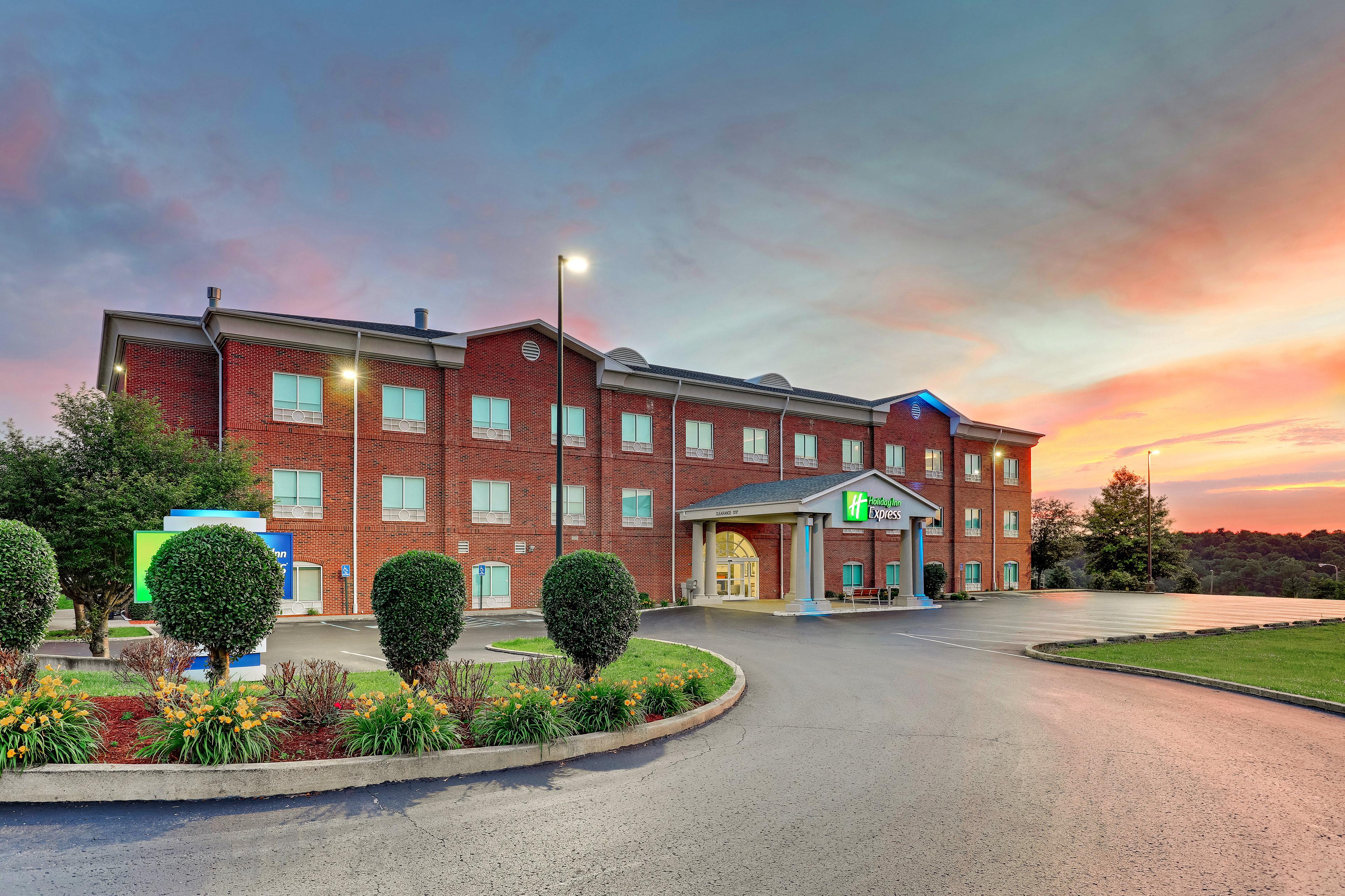 HOLIDAY INN EXP CAMPBELLSVILLE BY I