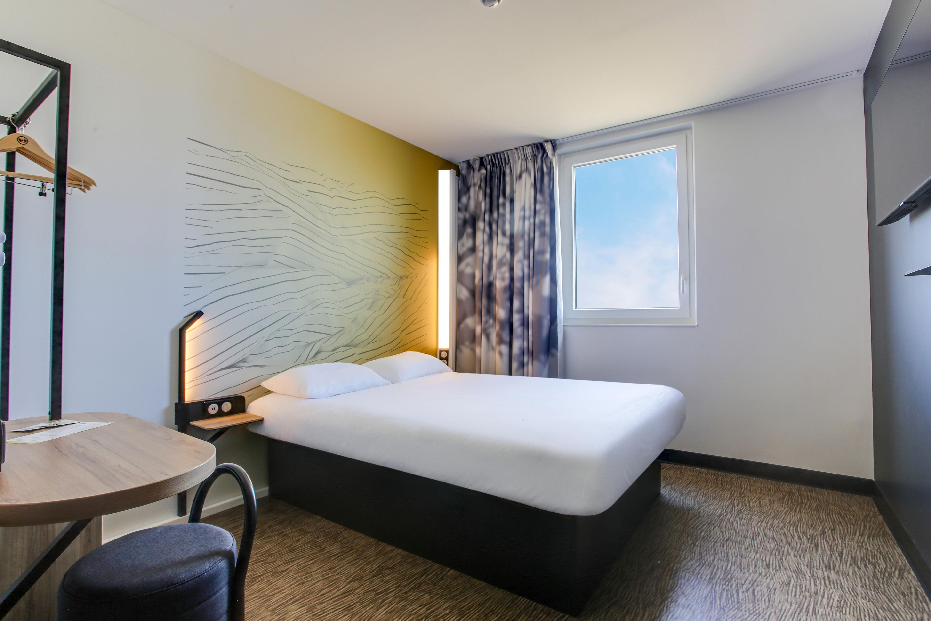 B&B HOTEL REIMS CROIX BLANDIN