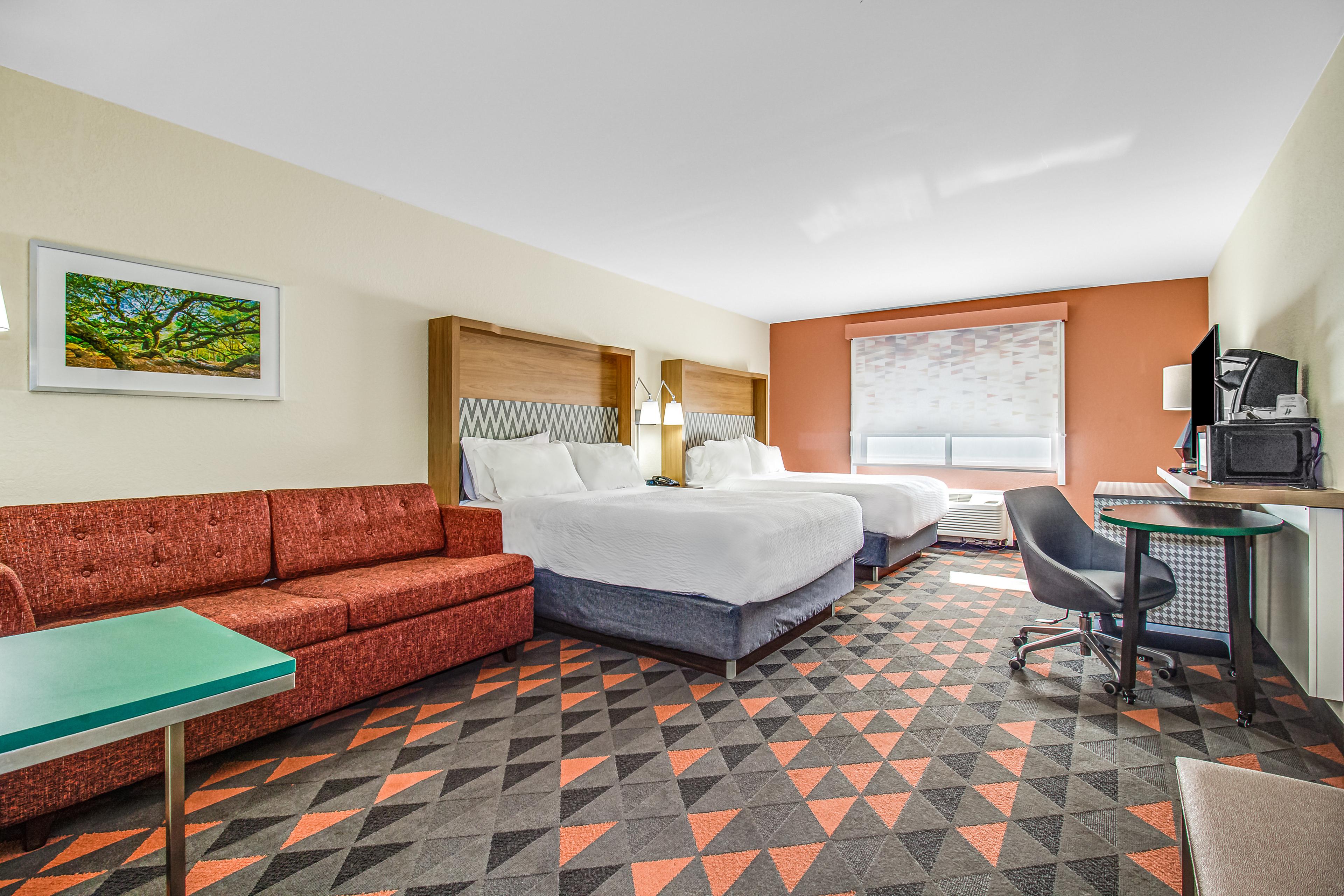 HOLIDAY INN NORTHWEST BY IHG