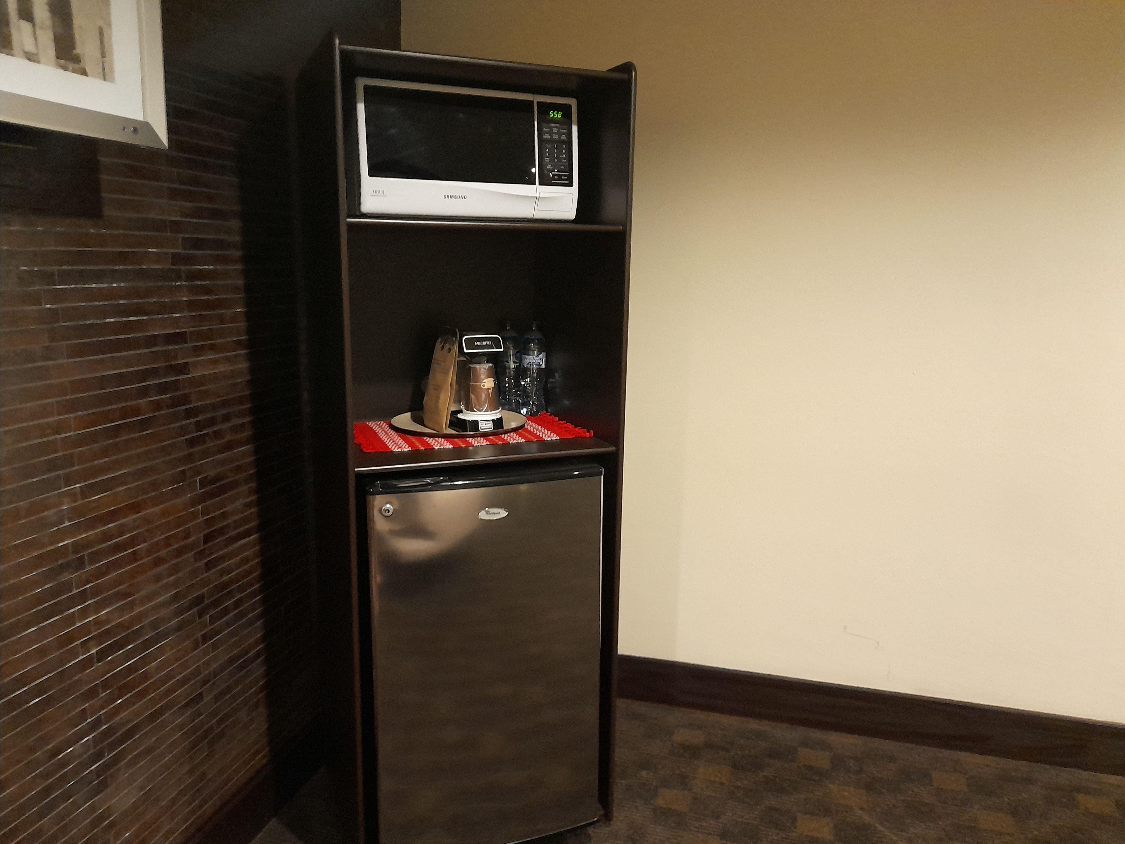 HOLIDAY INN BY IHG