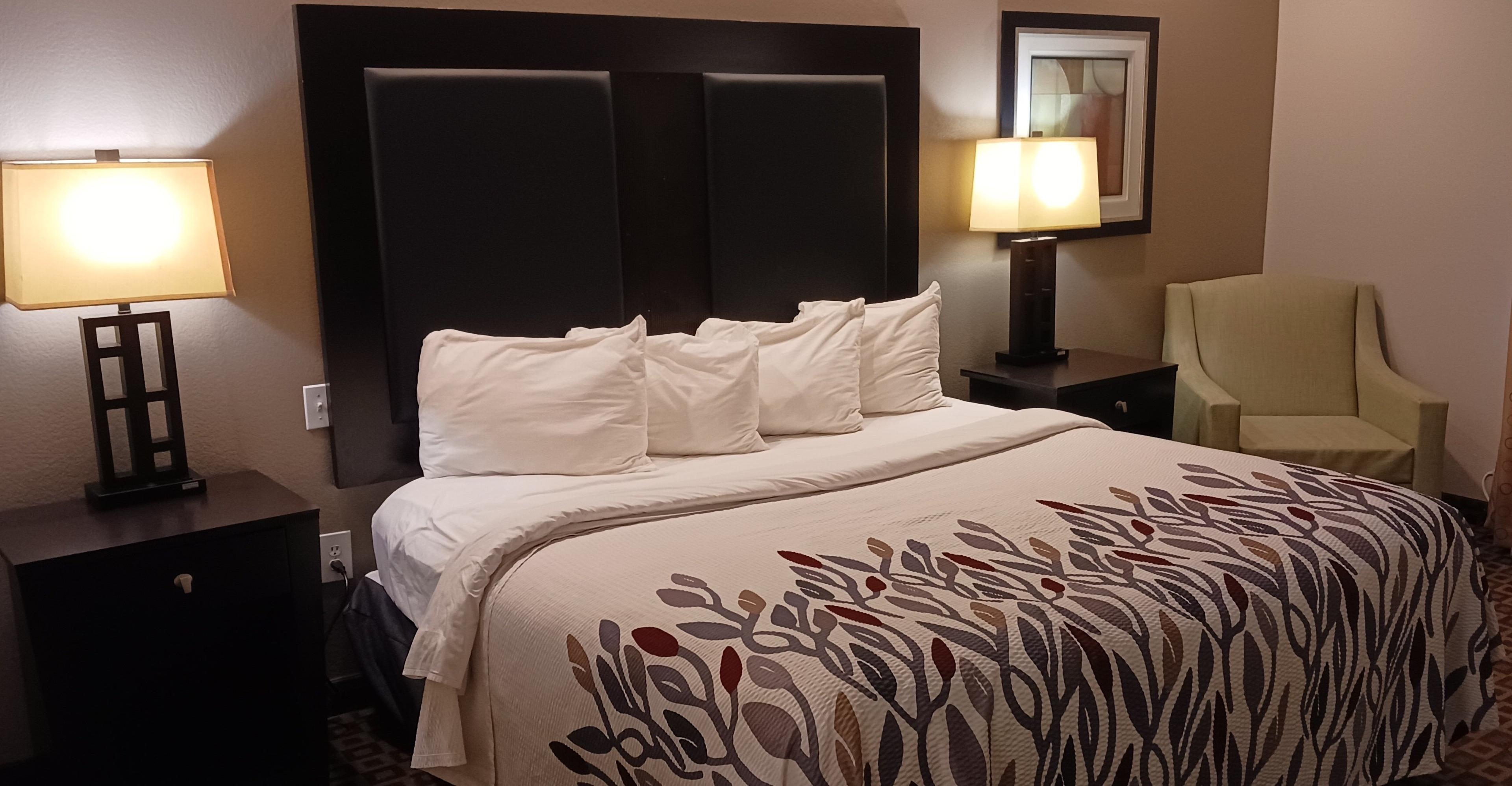RED ROOF SUITES LONGVIEW