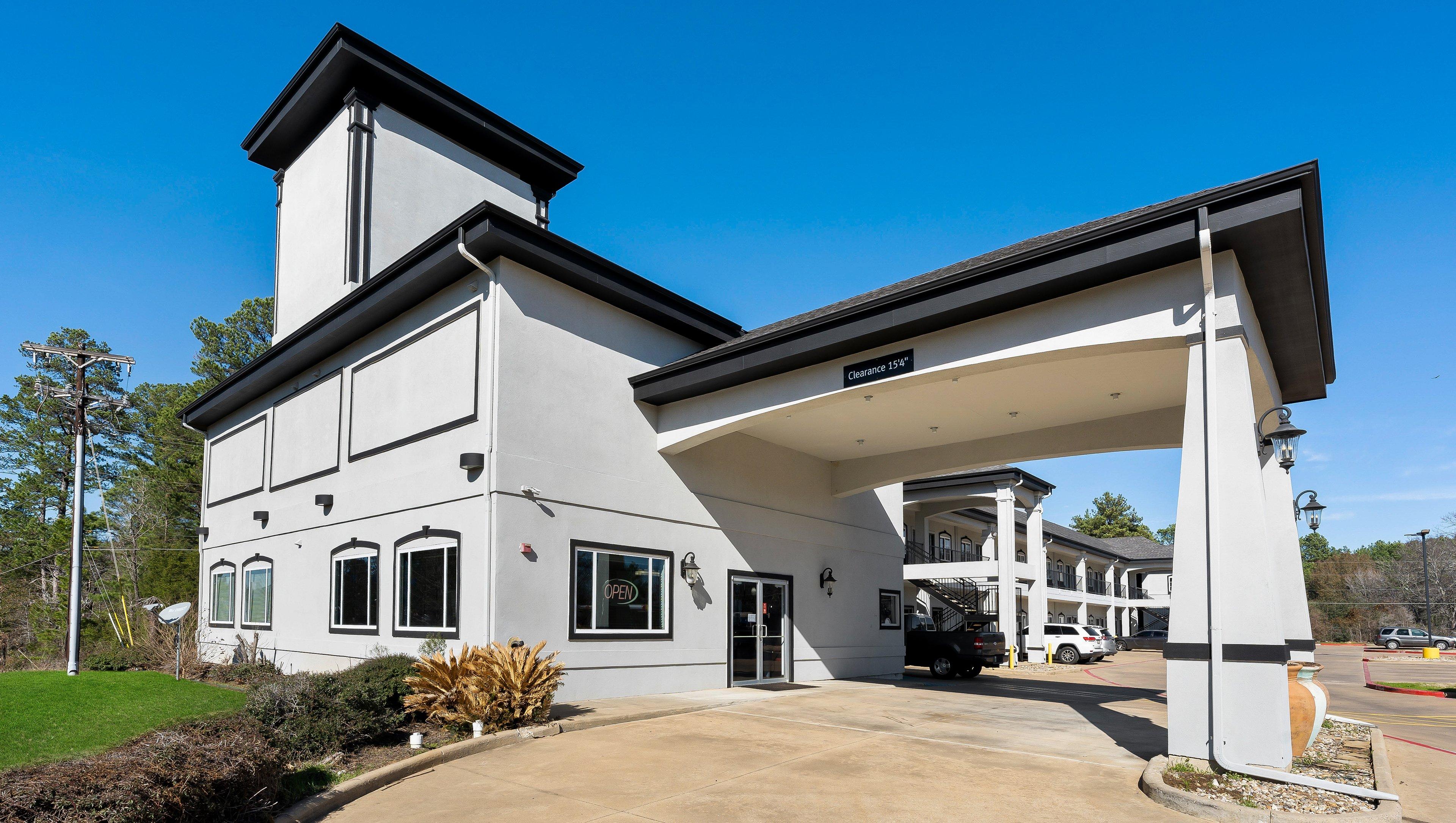 Belmont Inn and Suites Tatum