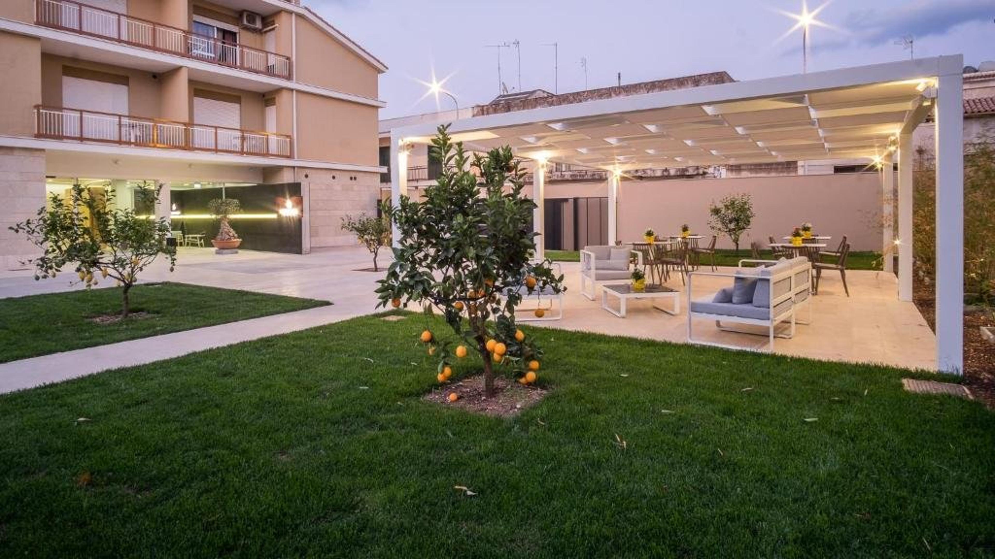 NETUM HOTEL