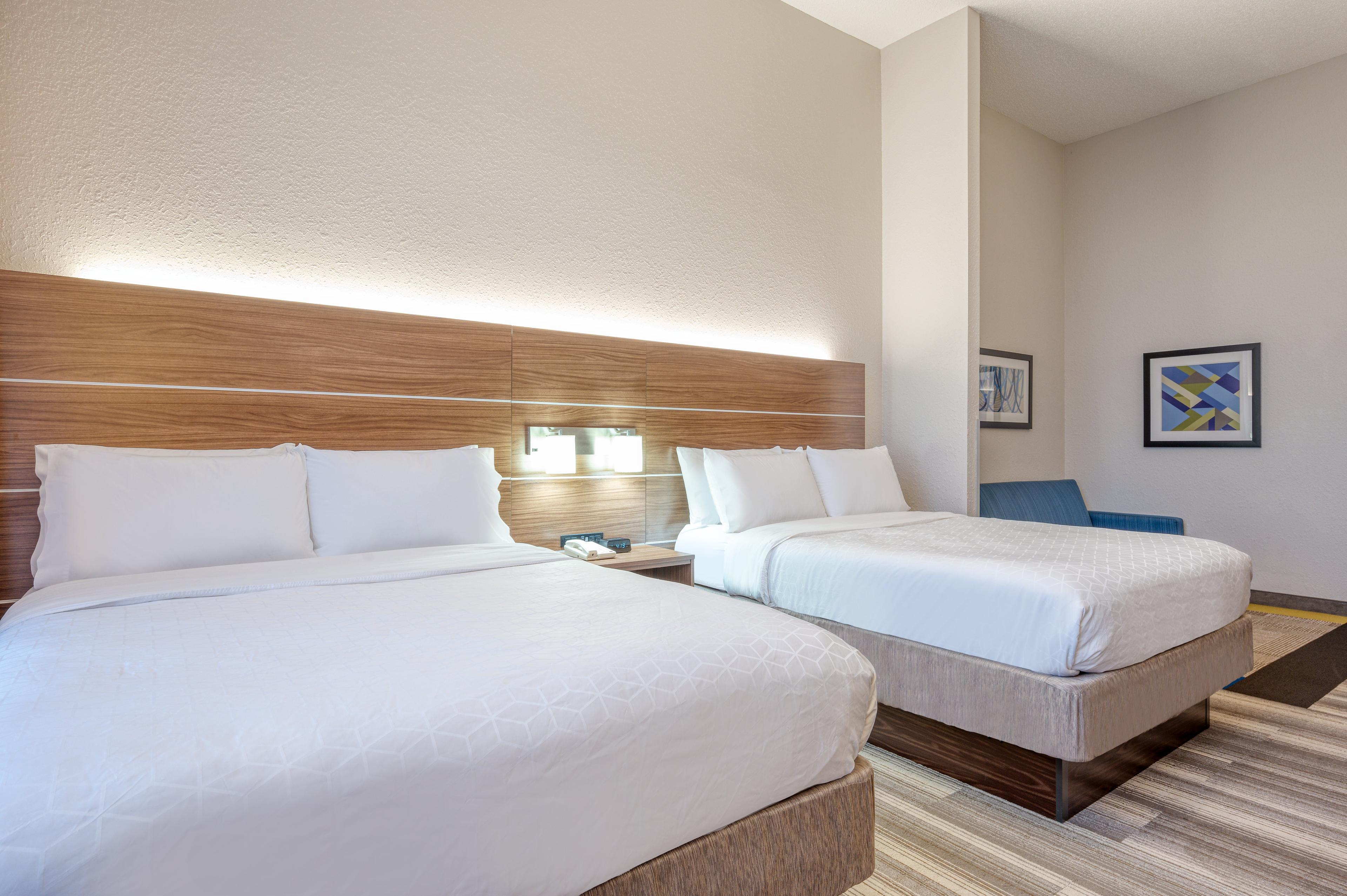 HOLIDAY INN EXP STES VANDALIA BY IH