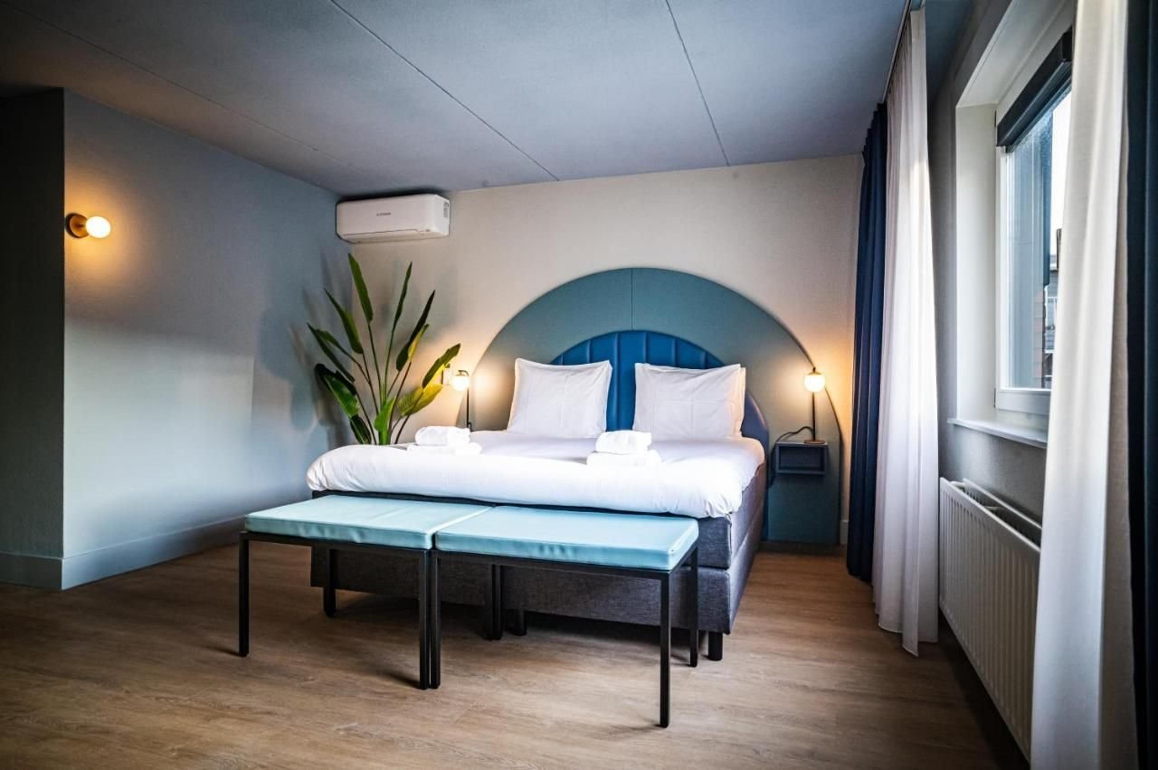 HOTEL HALBERT