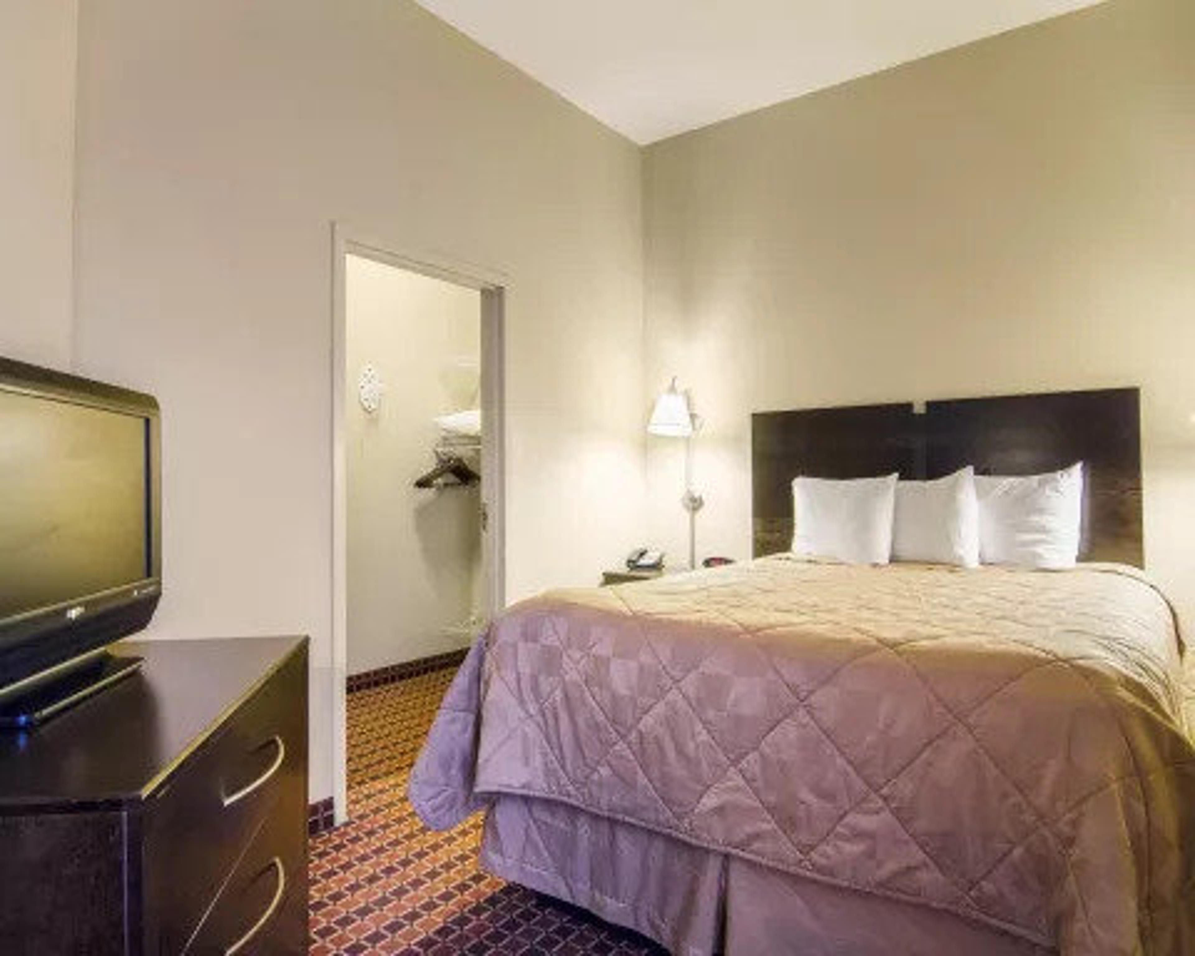 Affordable Suites of America R