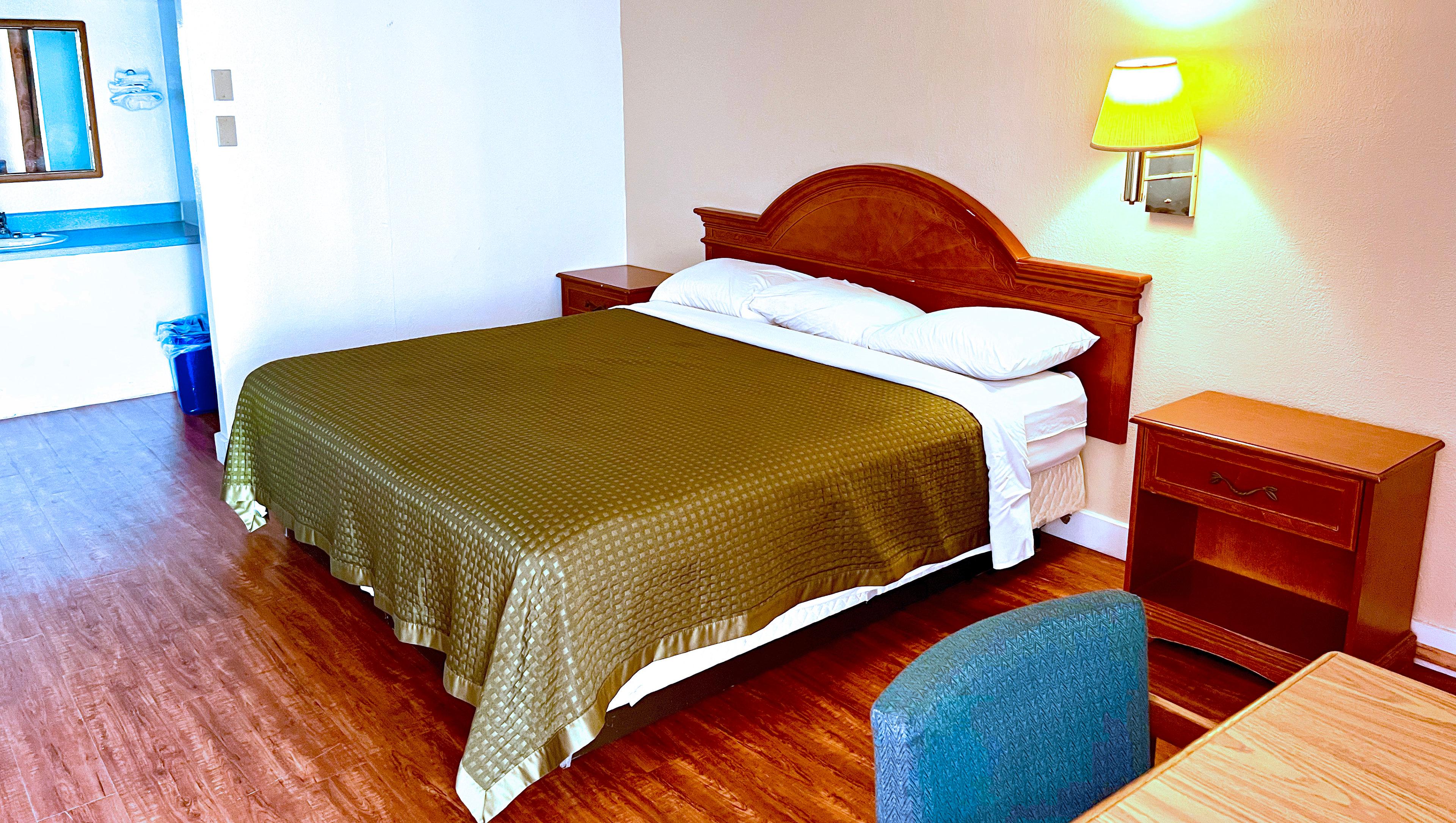 Magnuson Hotel Sand Springs