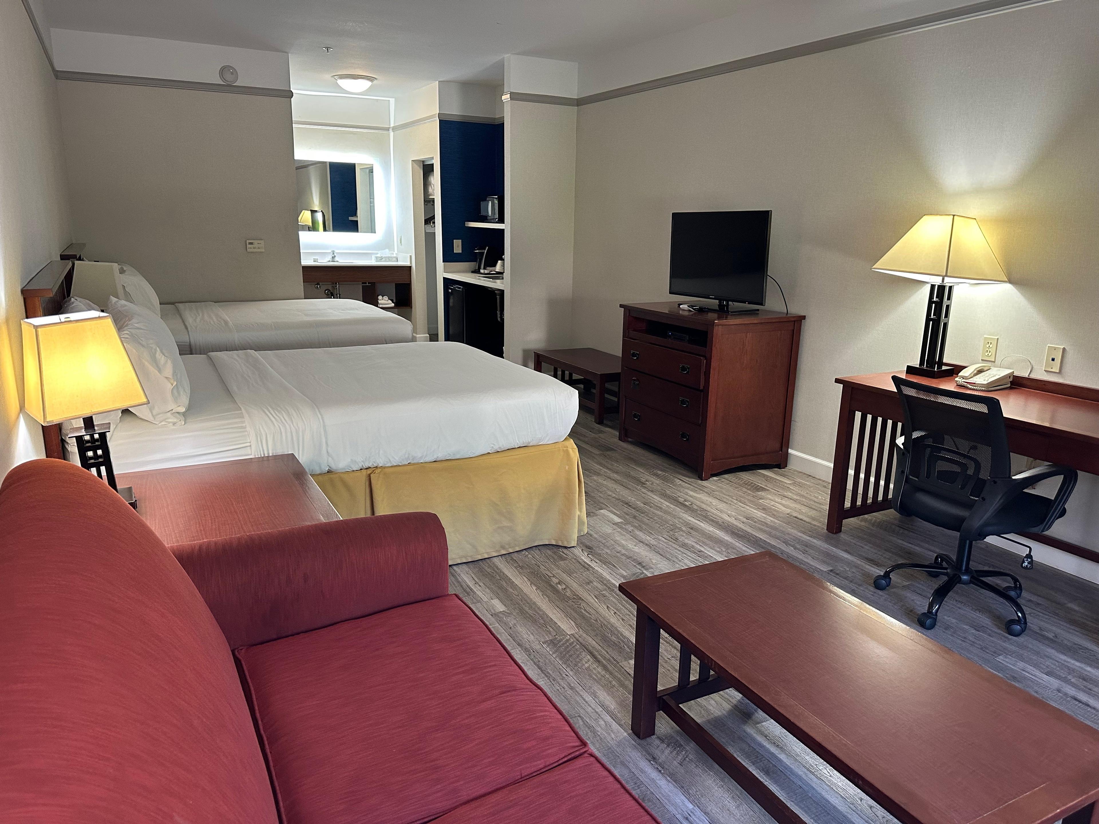 HOLIDAY INN EXP STES SAN DIMAS BY I