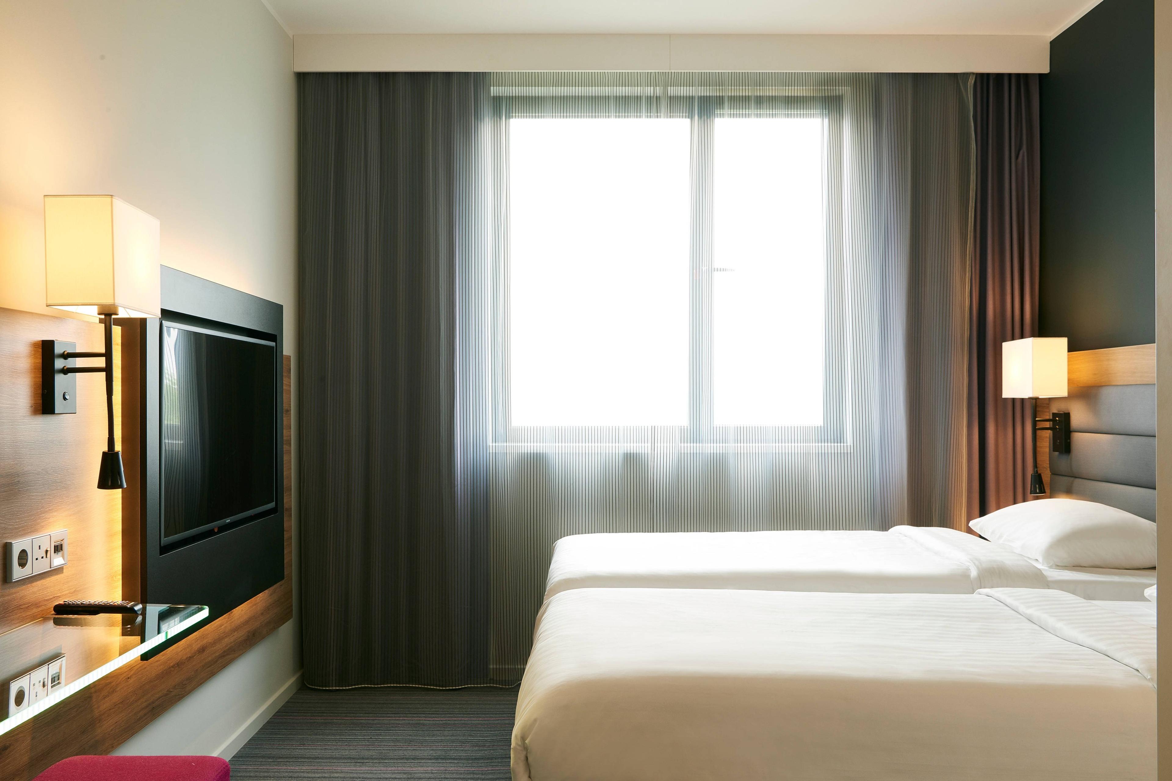 Moxy Southampton