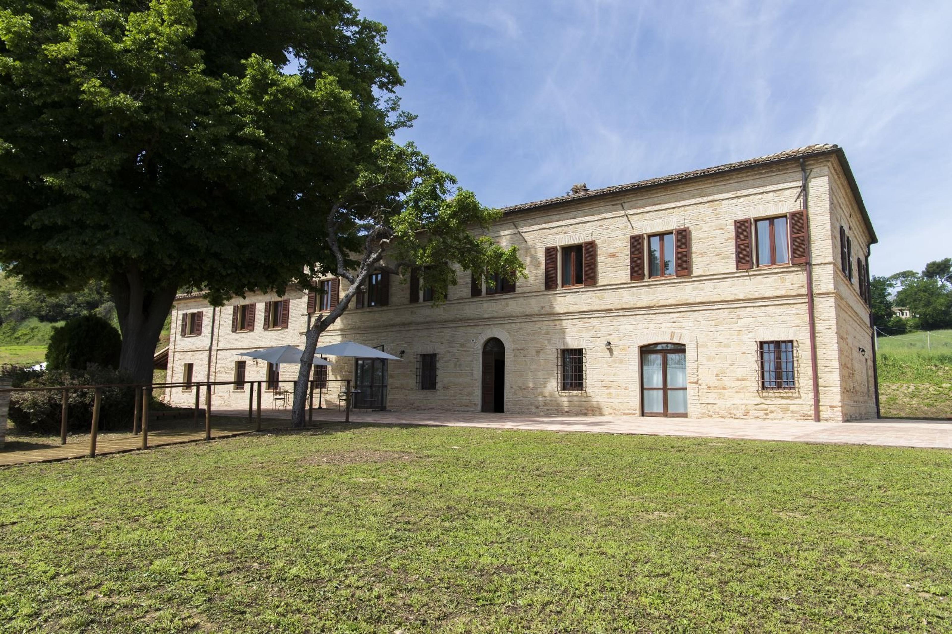 LOCANDA DI MONTEGIOVE