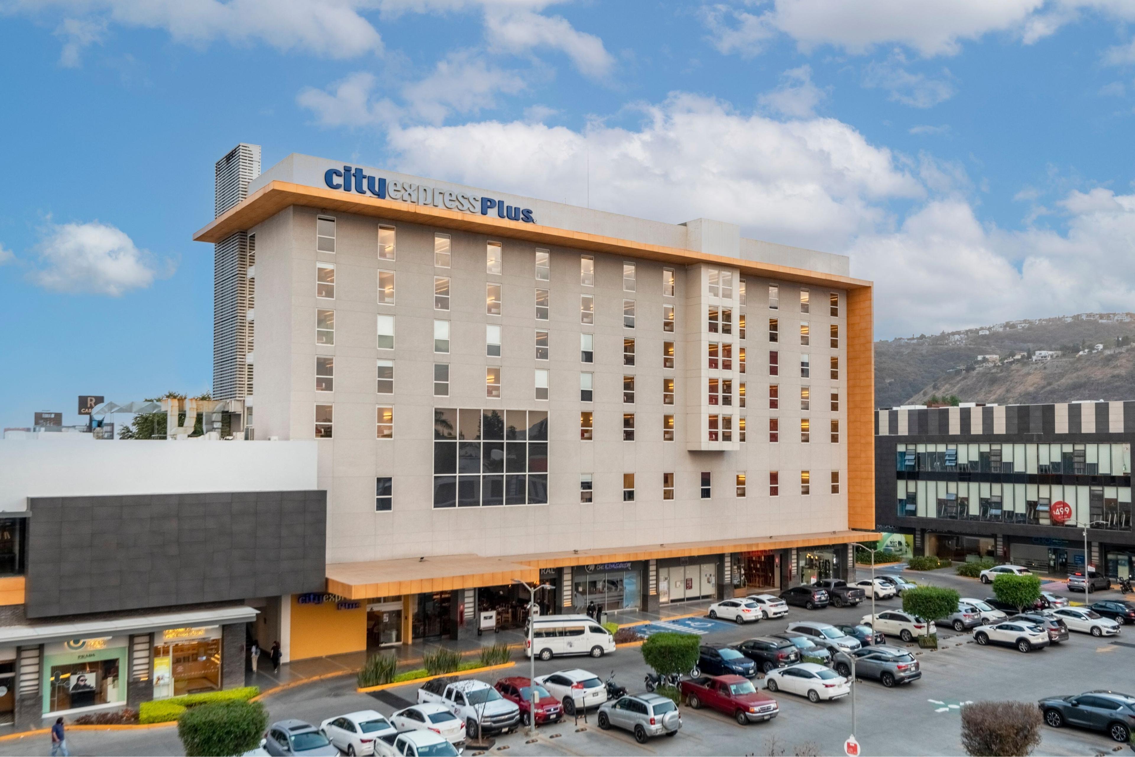 Hotel Photo 1
