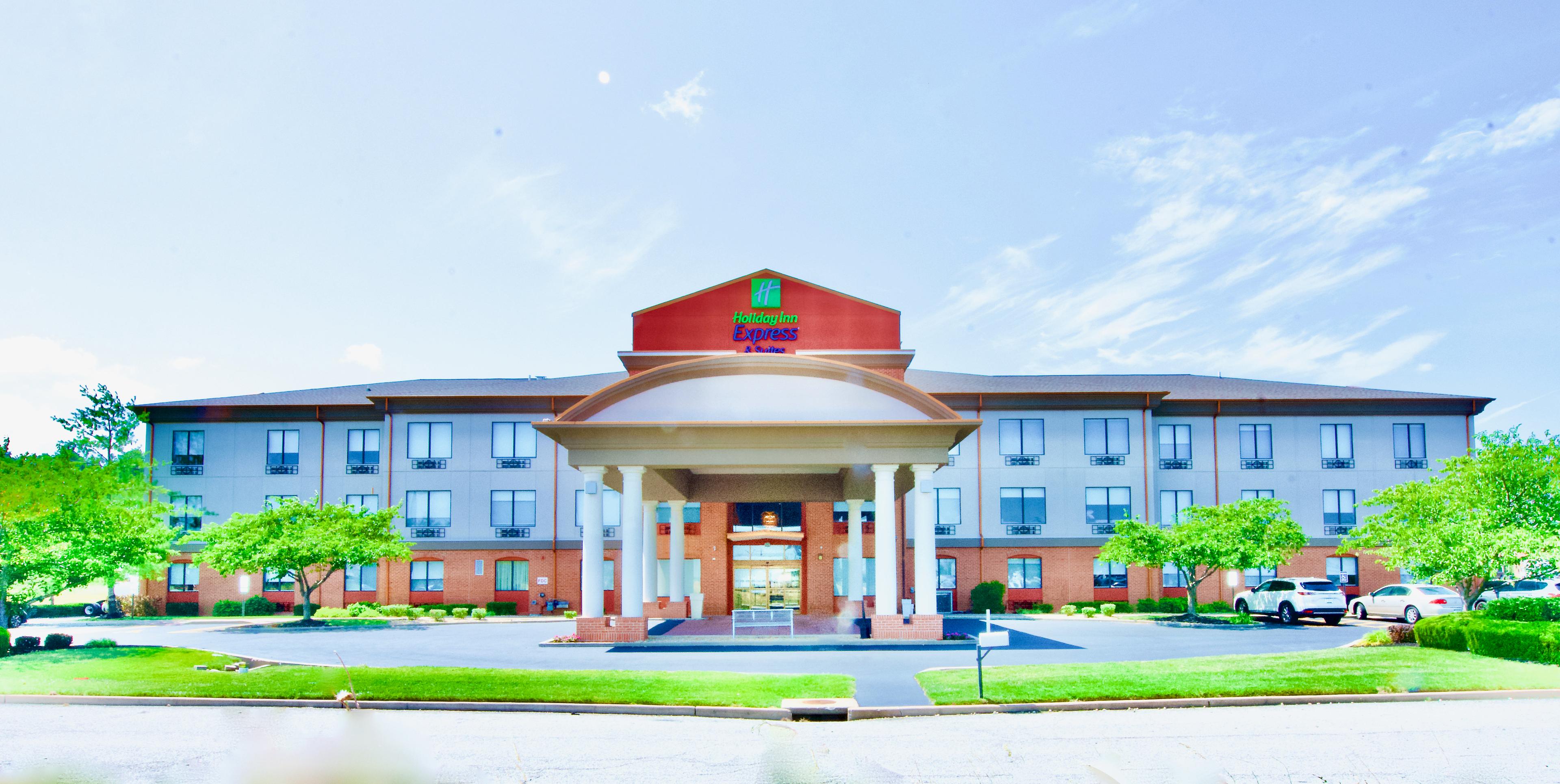 HOLIDAY INN EXP STES ST CHARLE