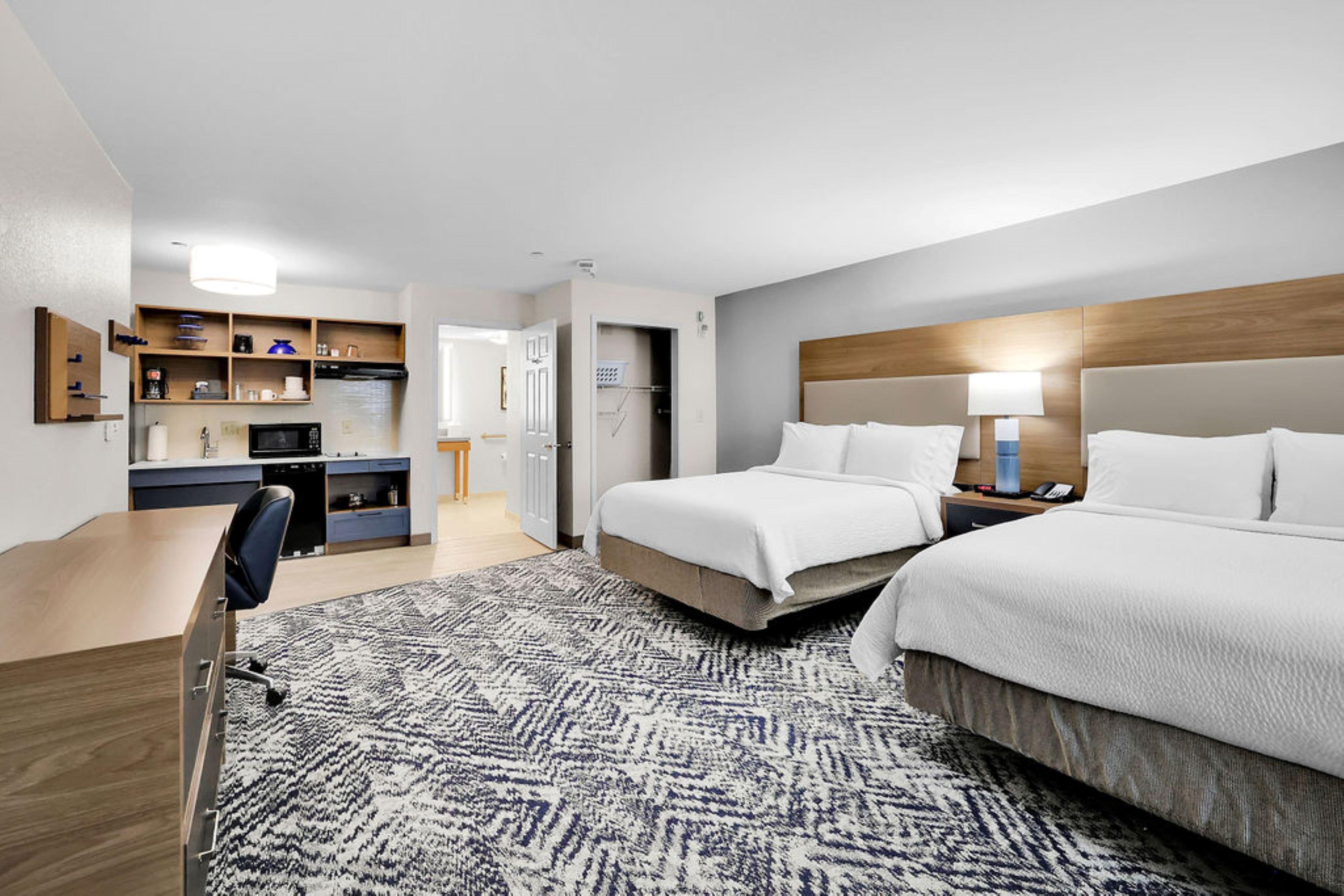CANDLEWOOD SUITES LITHIA SPRING BY