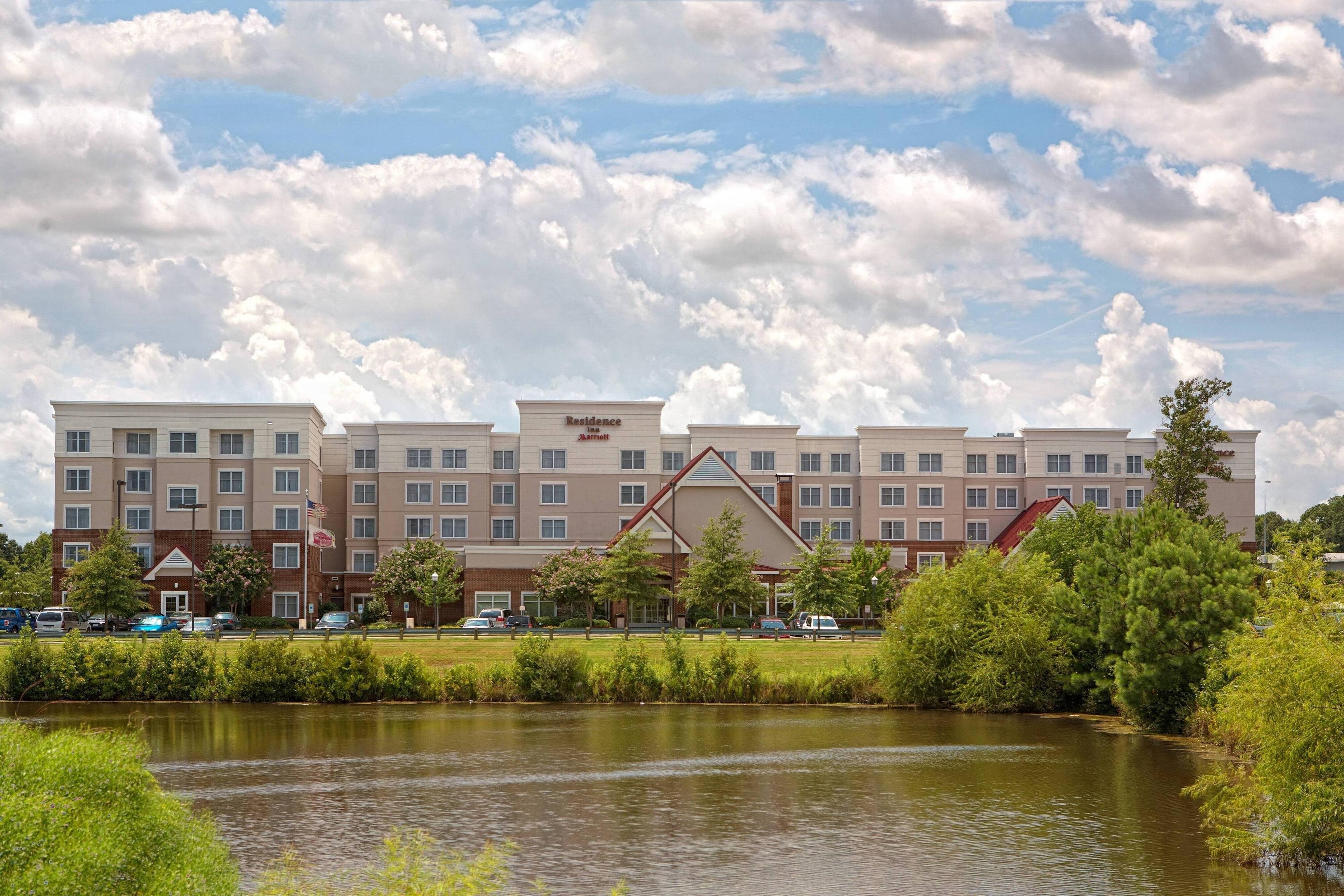 Residence Inn by Marriott Chesapeake Greenbrier