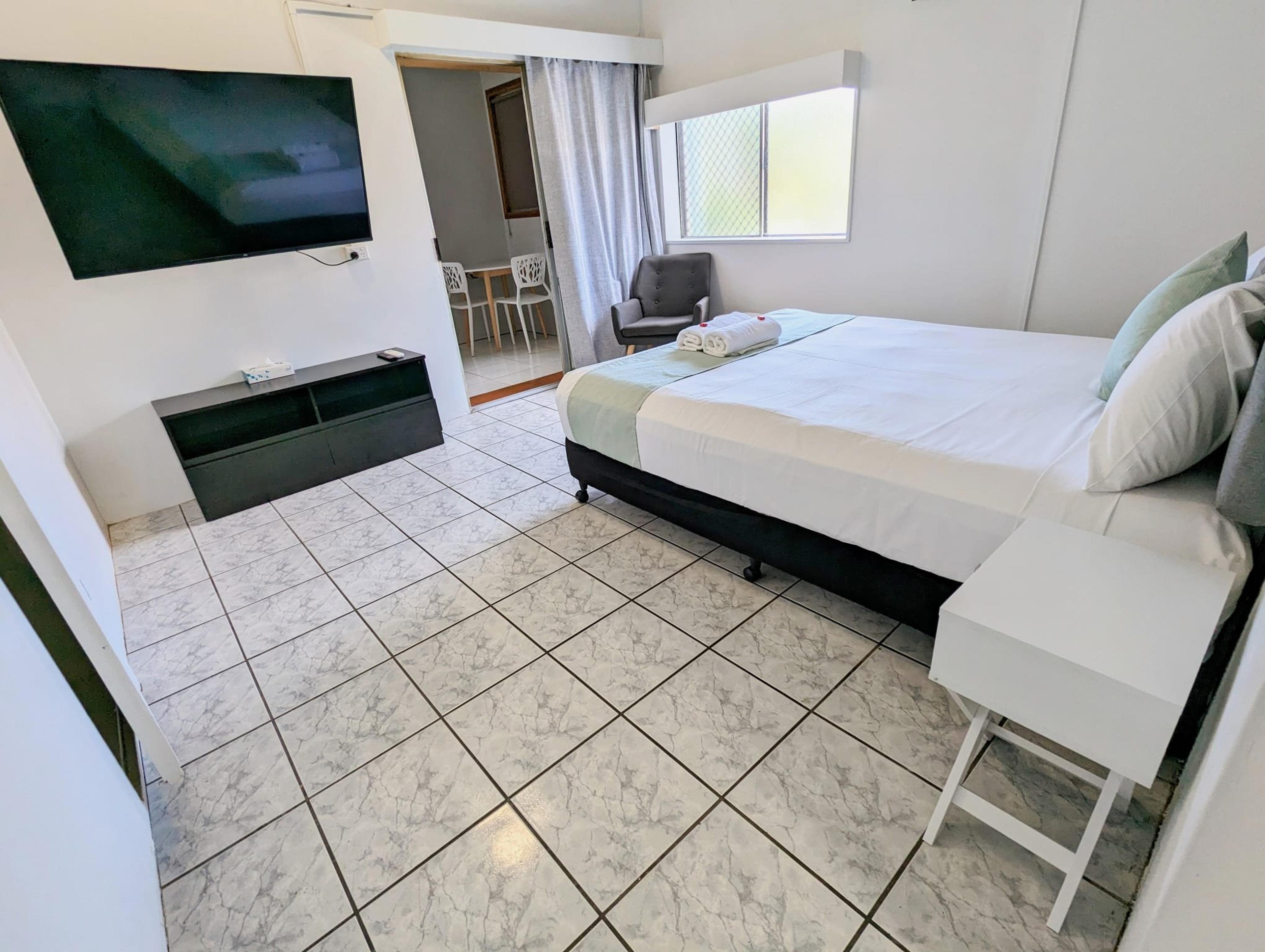 HOTEL TROPIQ