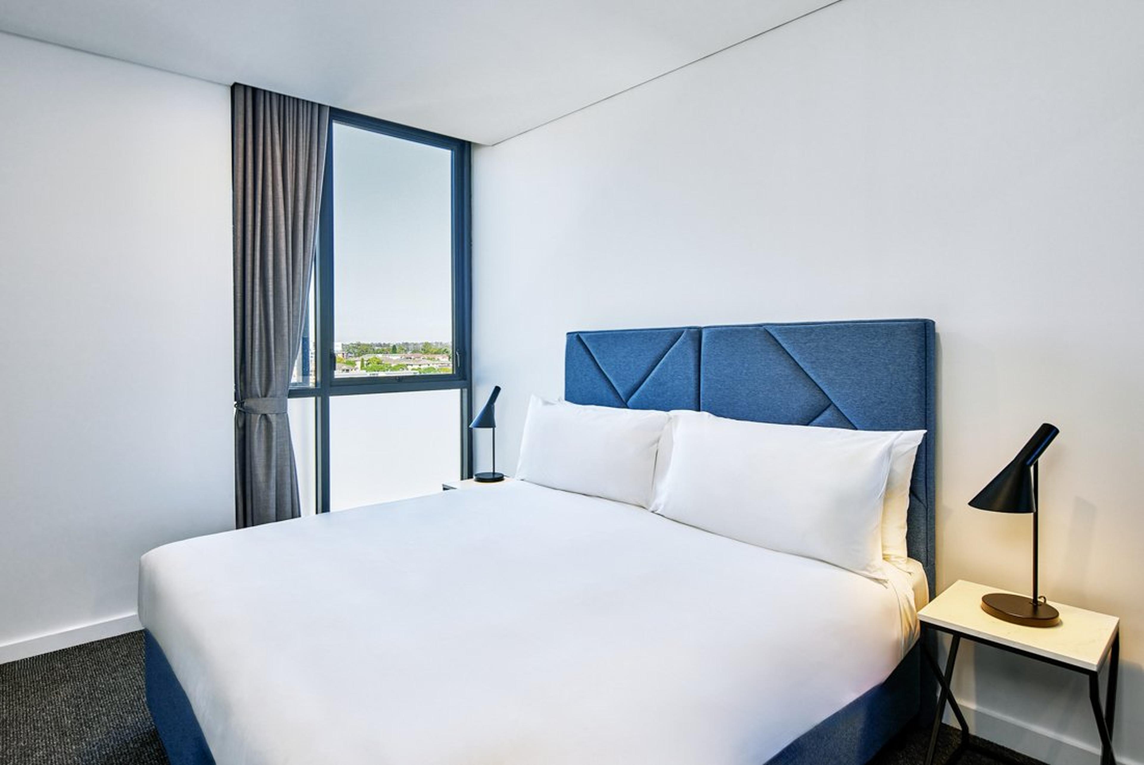 MERITON SUITES LIVERPOOL