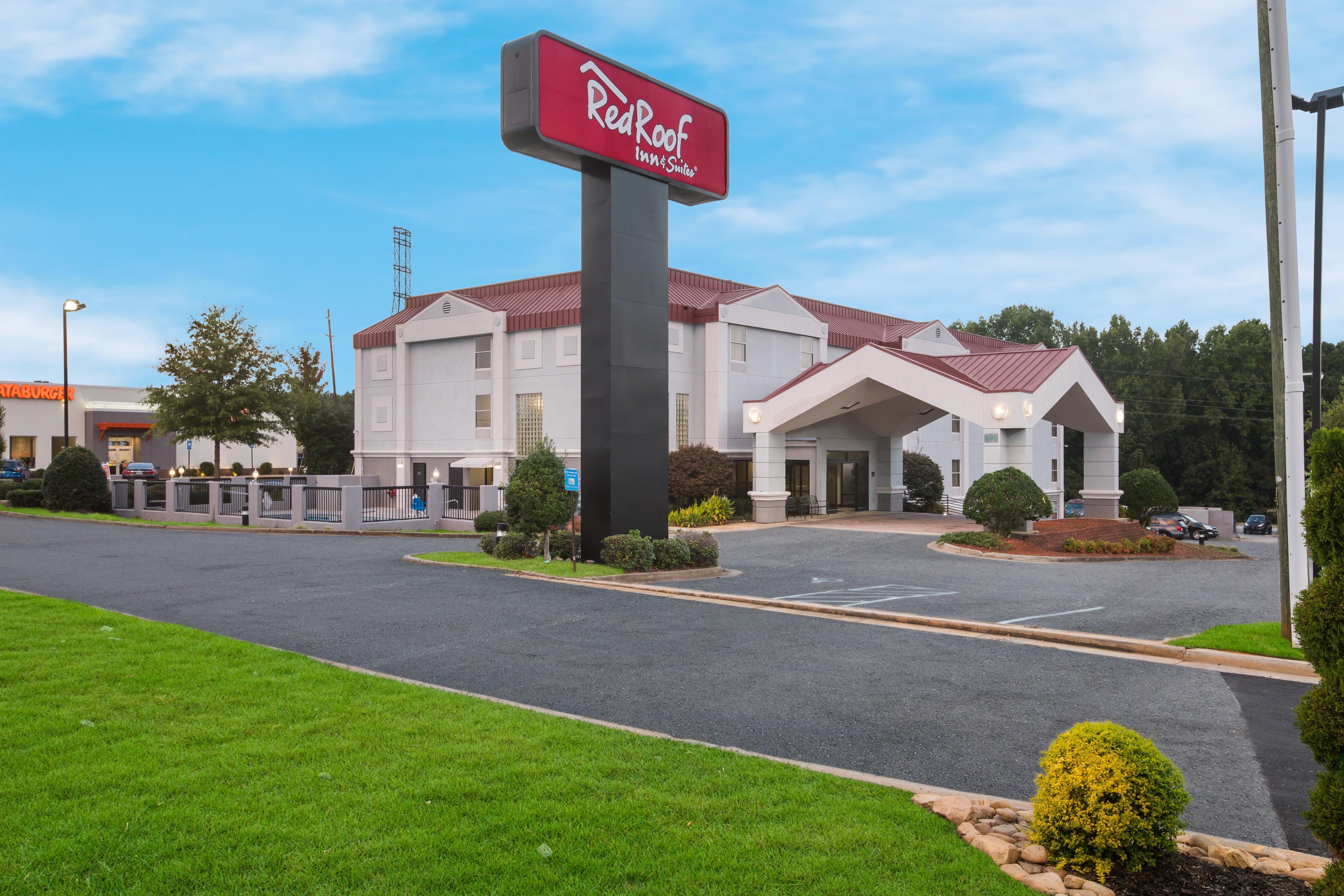RED ROOF SUITES NEWNAN