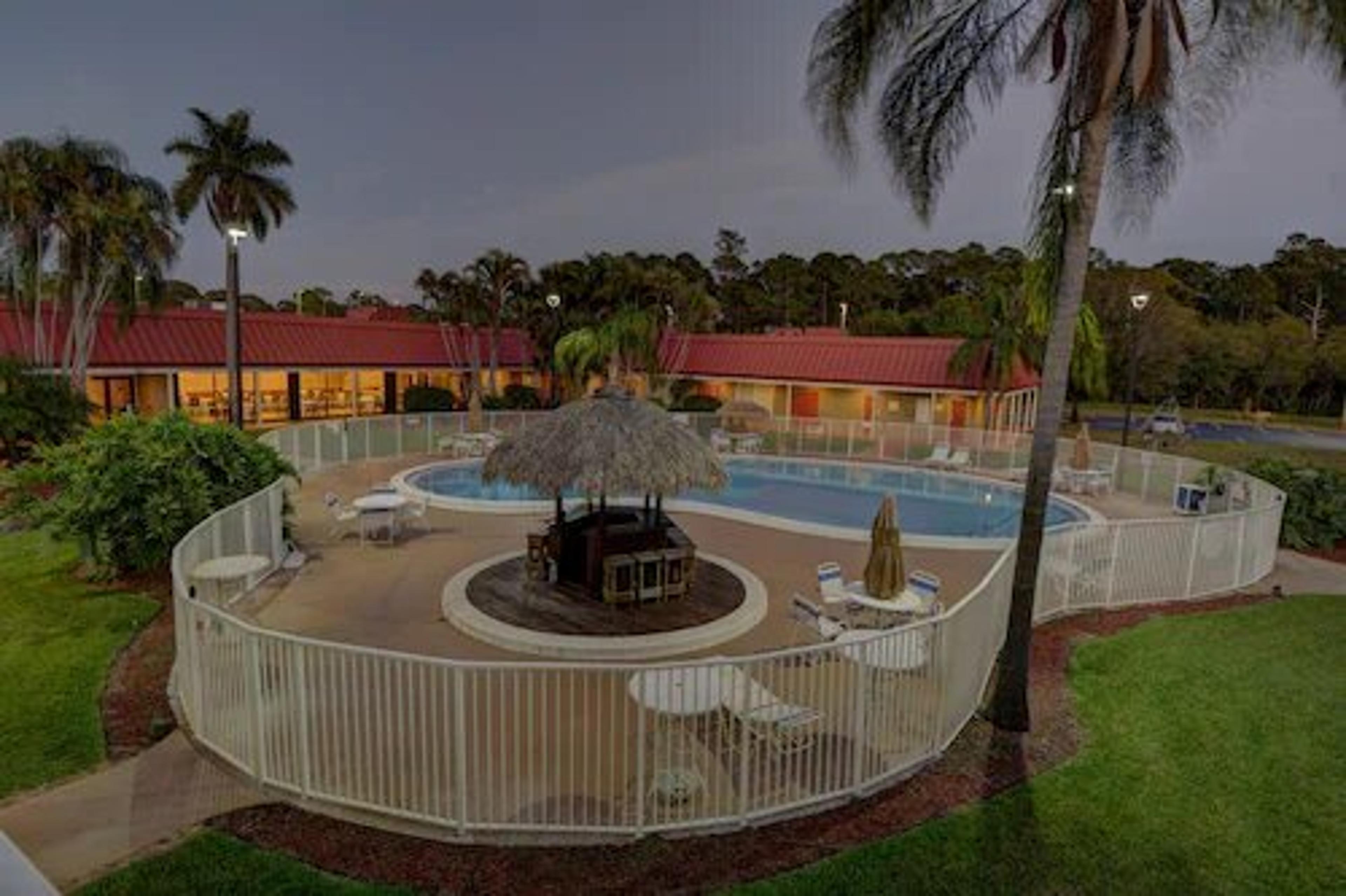 Vero Beach Inn and Suites