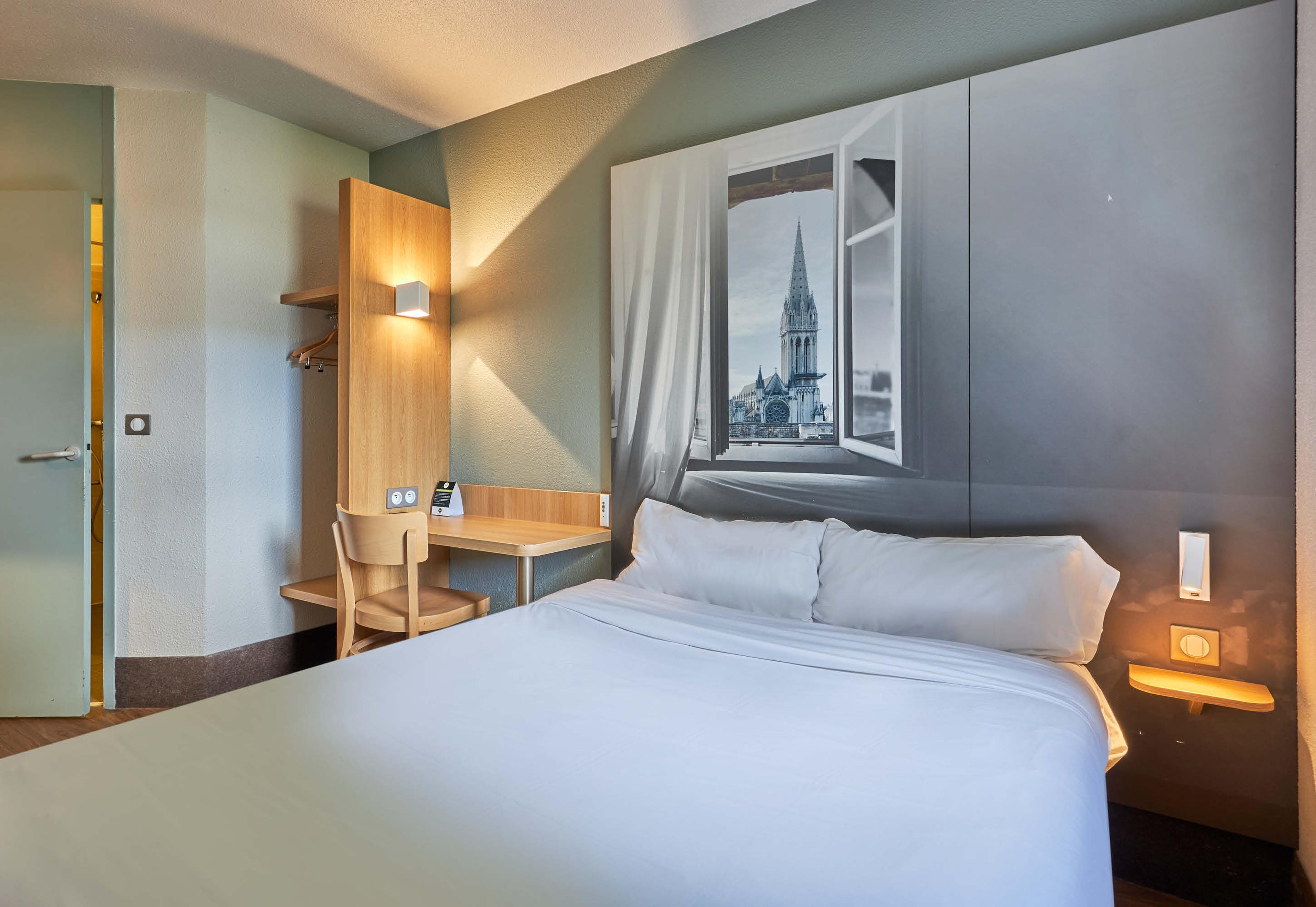 B&B HOTEL CAEN MEMORIAL - ST CONTES