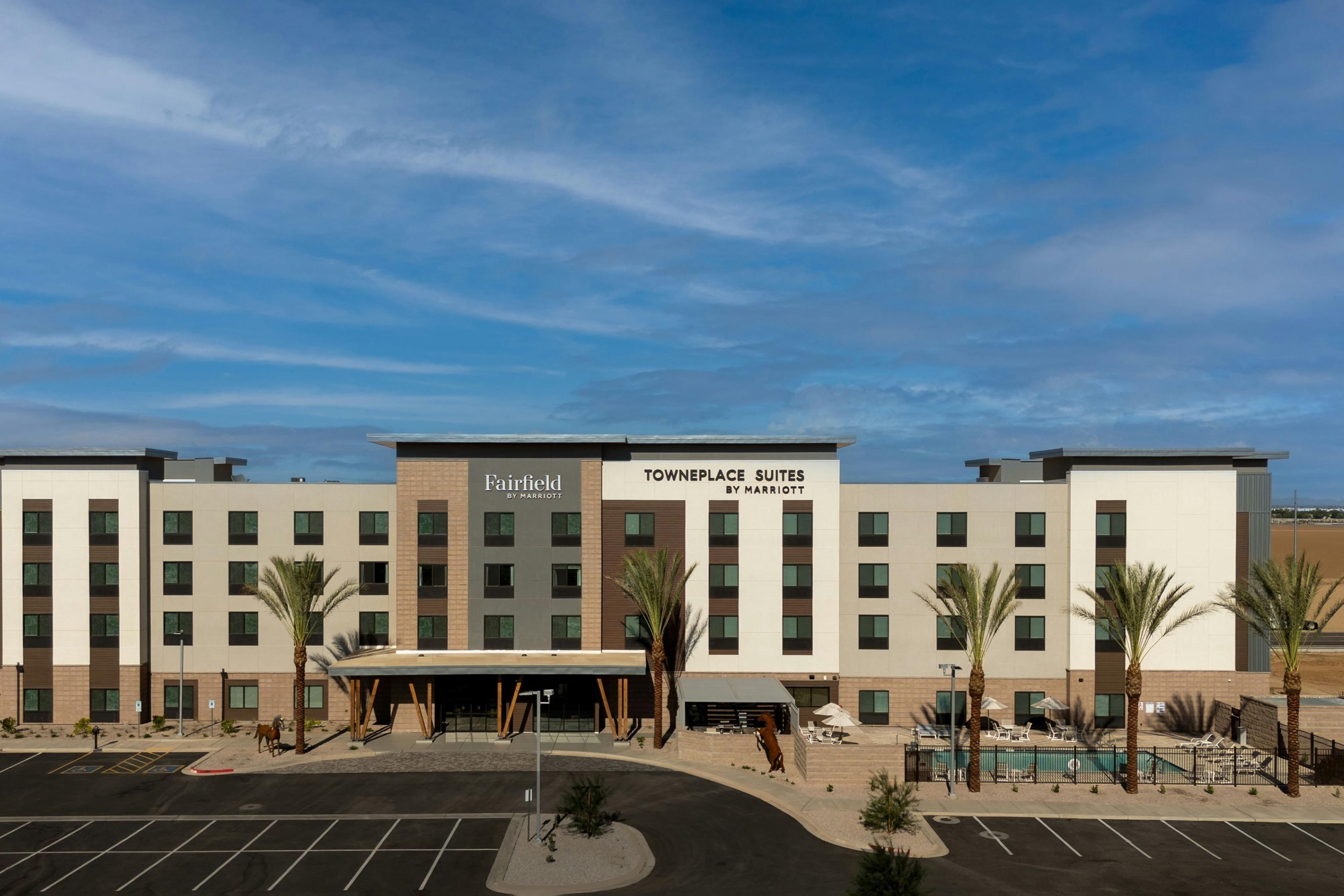 Fairfield by Marriott Inn and Suites Surprise Prasada