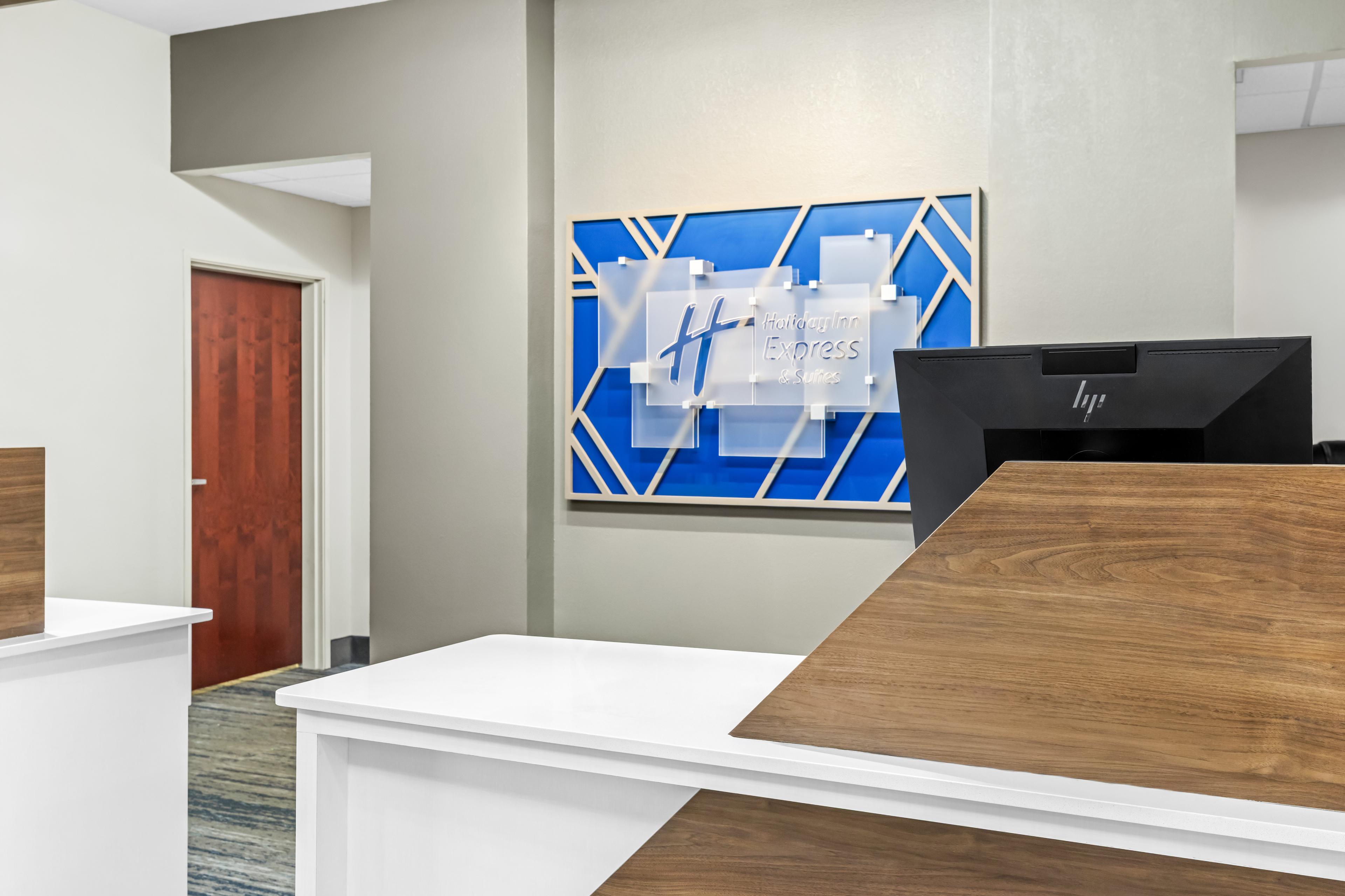 HOLIDAY INN EXP STES FLORENCE BY IH