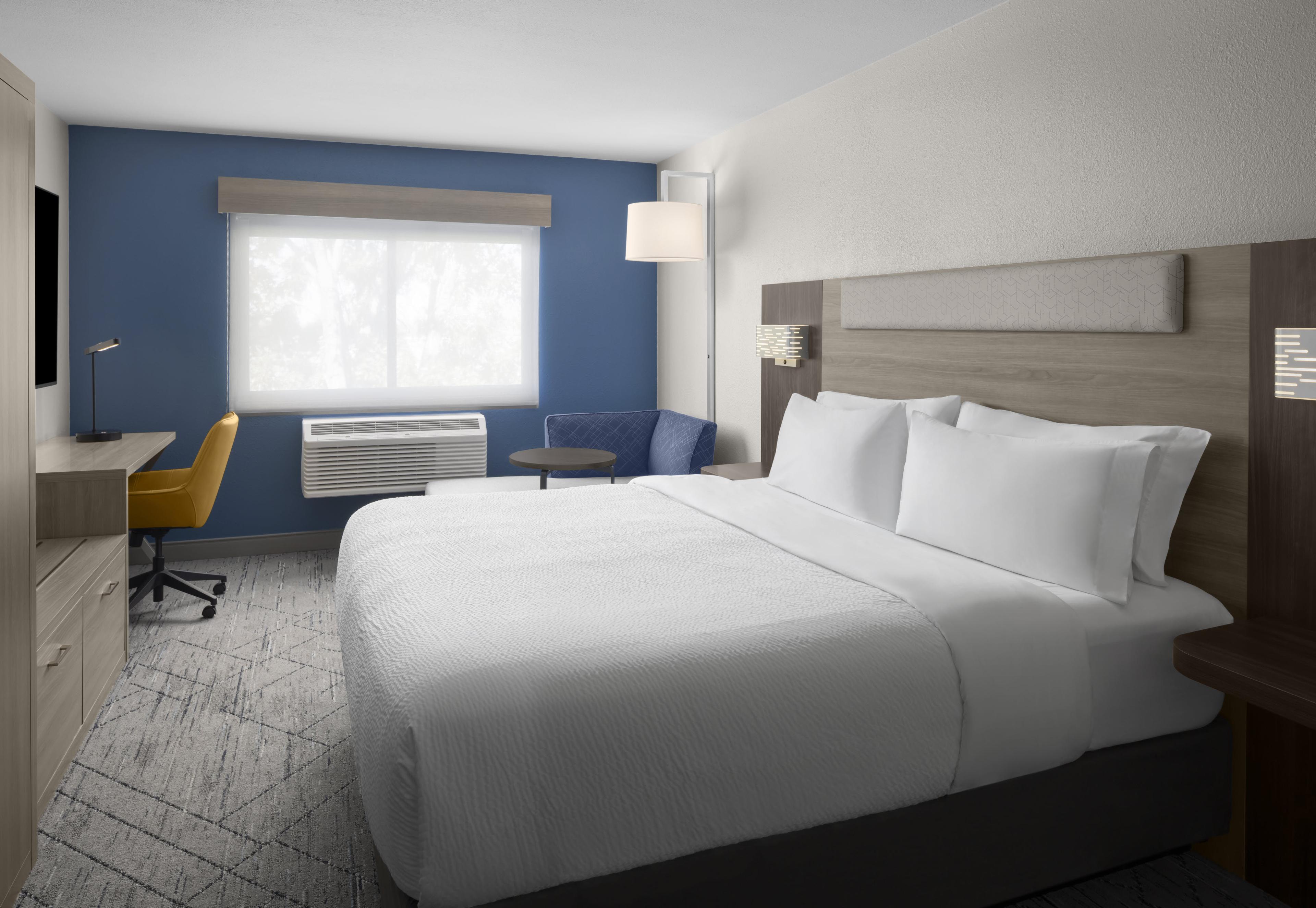 HOLIDAY INN EXP STES BY IHG