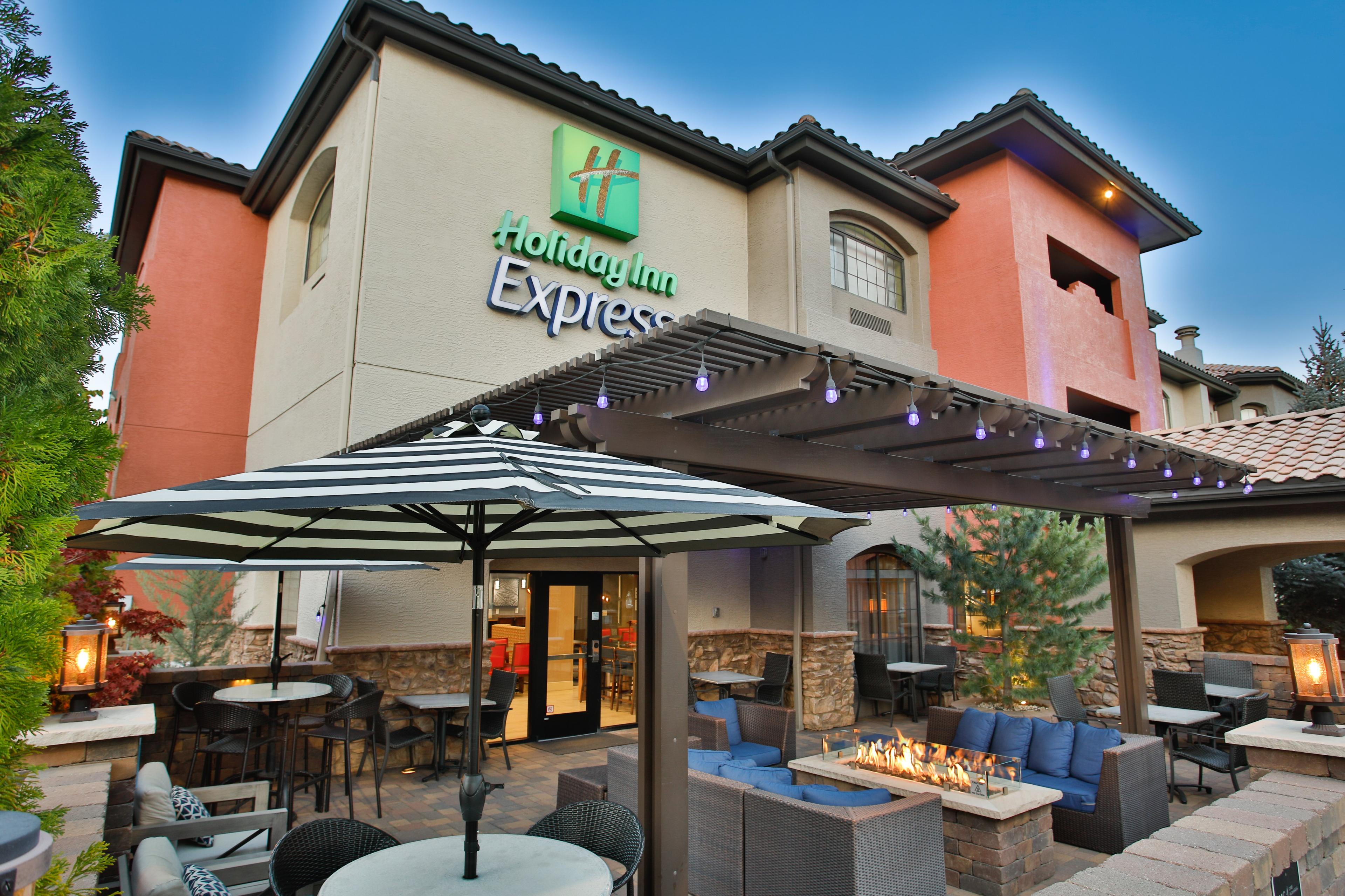 HOLIDAY INN EXPRESS BY IHG