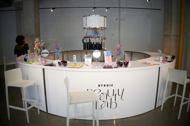 BYRDIE Beauty & Style Lab