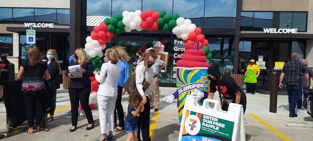 7-Eleven Grand Openings - 0