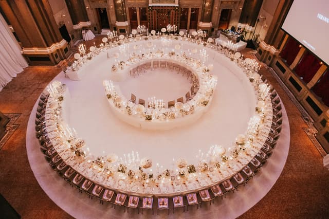 The Ultimate Dinner Party for Vera Wang