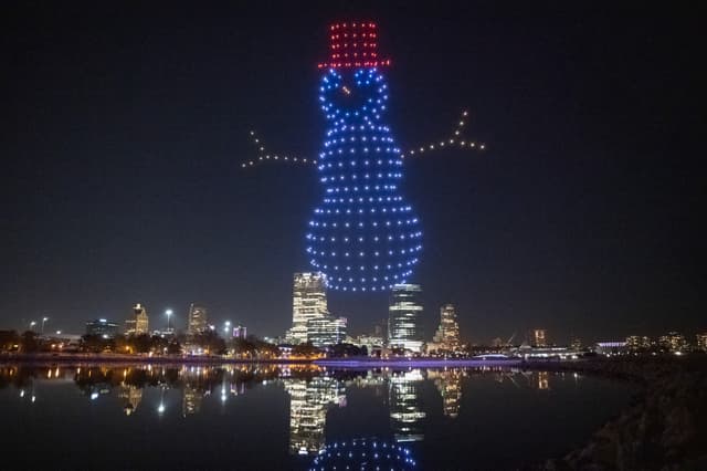 Milwaukee Holiday Drone Show - 0