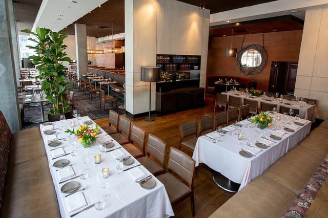 8903516_SemiPrivateDining_retouched_web.jpg