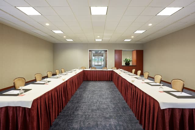 Executive Meeting Center