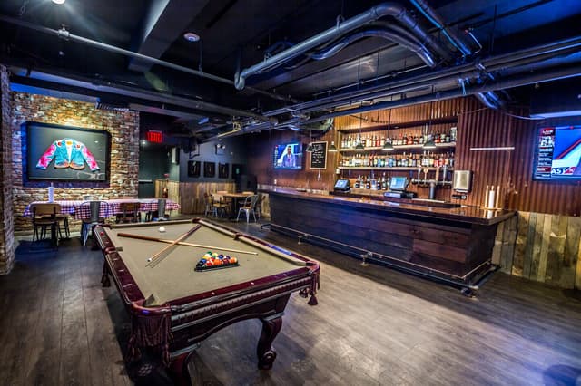 PRINTERS ALLEY-game room.jpg