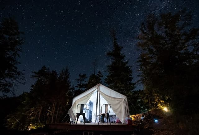 Terra+Glamping-+Tent+Under+Stars.jpg