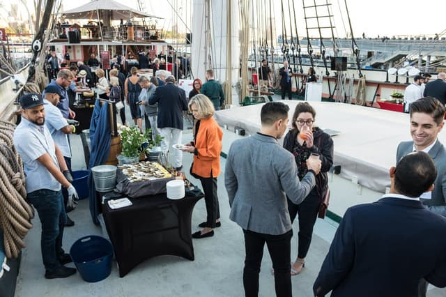 20190919_Seaport-Fall-Party_0102-1.jpg