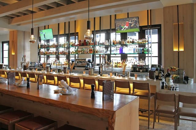 71213WH_bar_4L.jpg