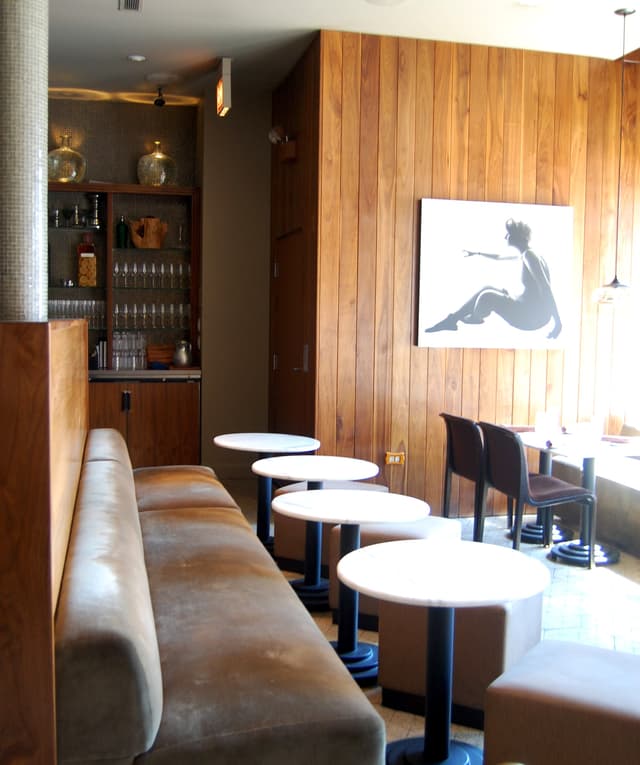 Sepia Lounge 2.jpg