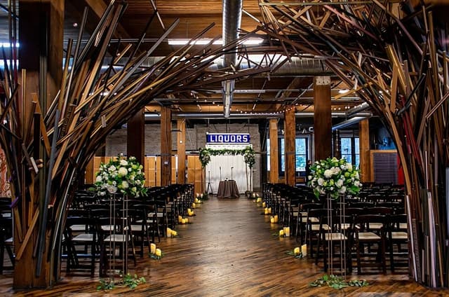 Carly-and-Jack-Lacuna-Lofts-Chicago-Wedding-Sprung-Photo-368__web.jpg