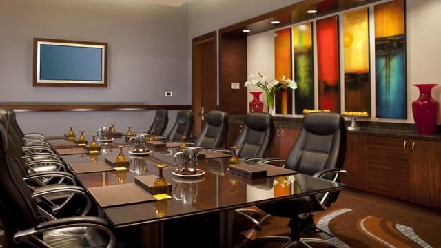 Willow's Boardroom