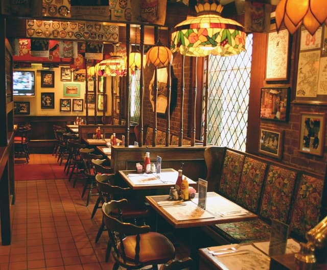 Cheers-BH-frontroom2.jpg