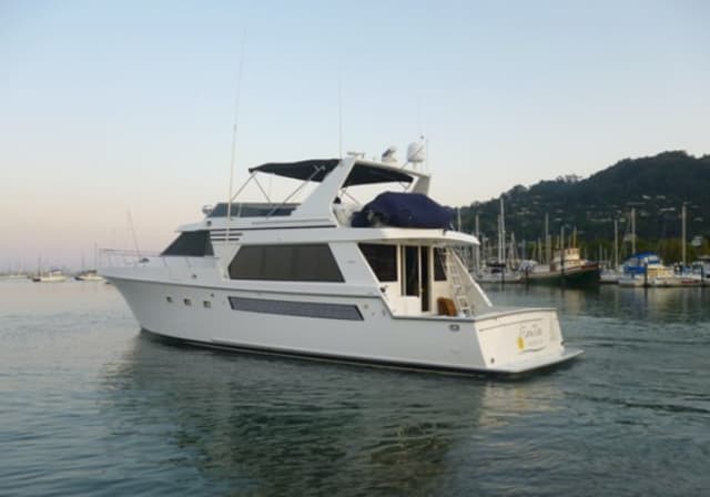 Motor Yachts: Eventide
