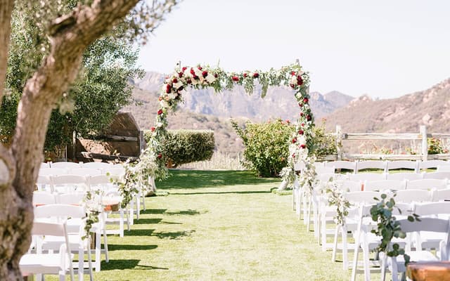 cielo-farms-private-events-wedding-aisle.jpg