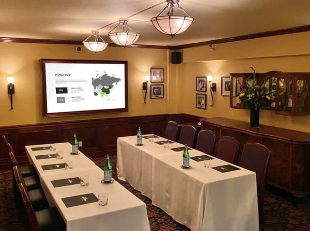 Board-Room-with-PPT-1.jpg