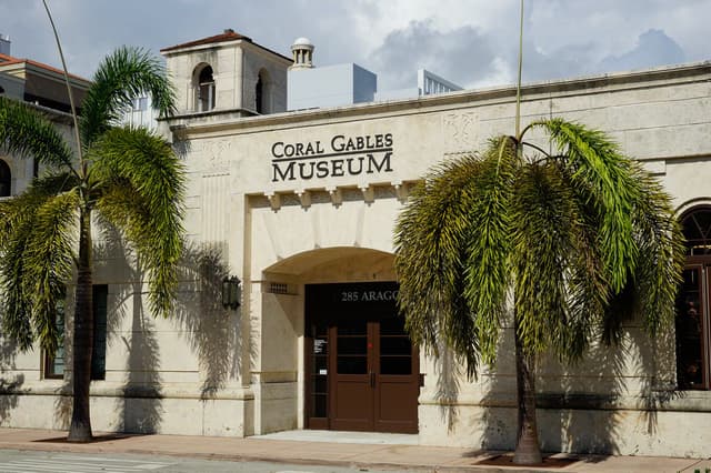 coral-gables-museum-main-entrance-the-tree-topper-cc-by-nd-nc.jpg